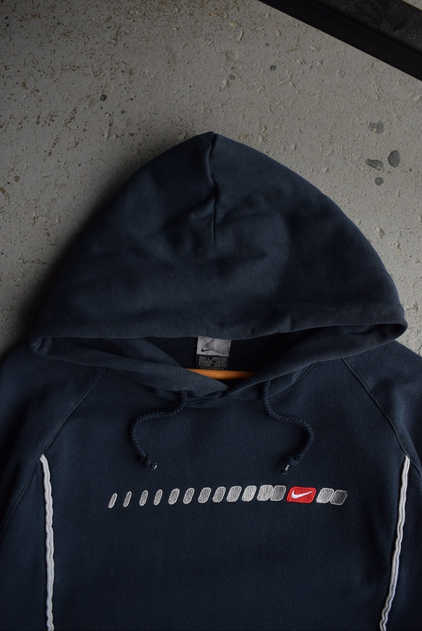 Vintage Nike Classic Swoosh Embroidered Hoodie (S/M) - Retrospective Store