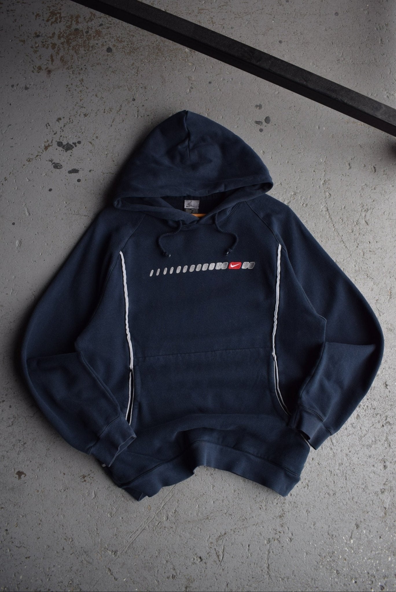 Vintage Nike Classic Swoosh Embroidered Hoodie (S/M) - Retrospective Store