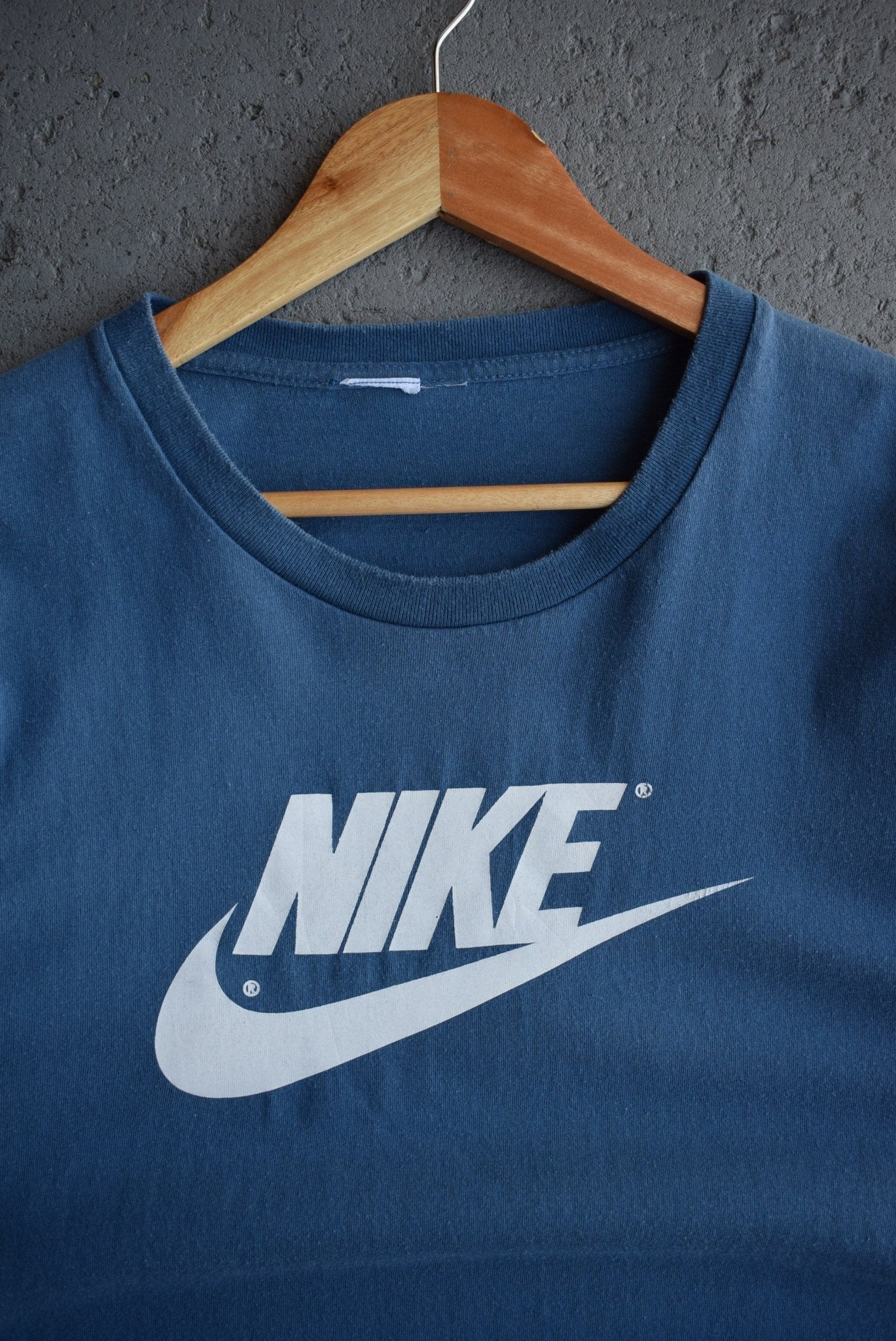 Vintage Nike Spellout Tee (M) - Retrospective Store