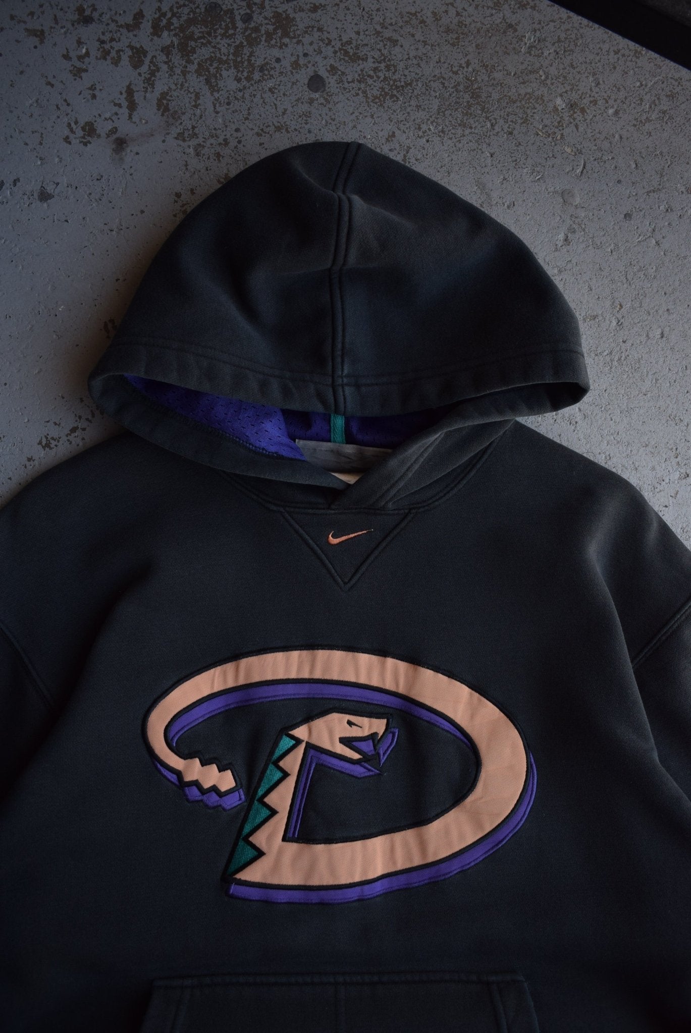 Vintage Nike x MLB Arizona Diamondbacks Embroidered Hoodie (L) - Retrospective Store