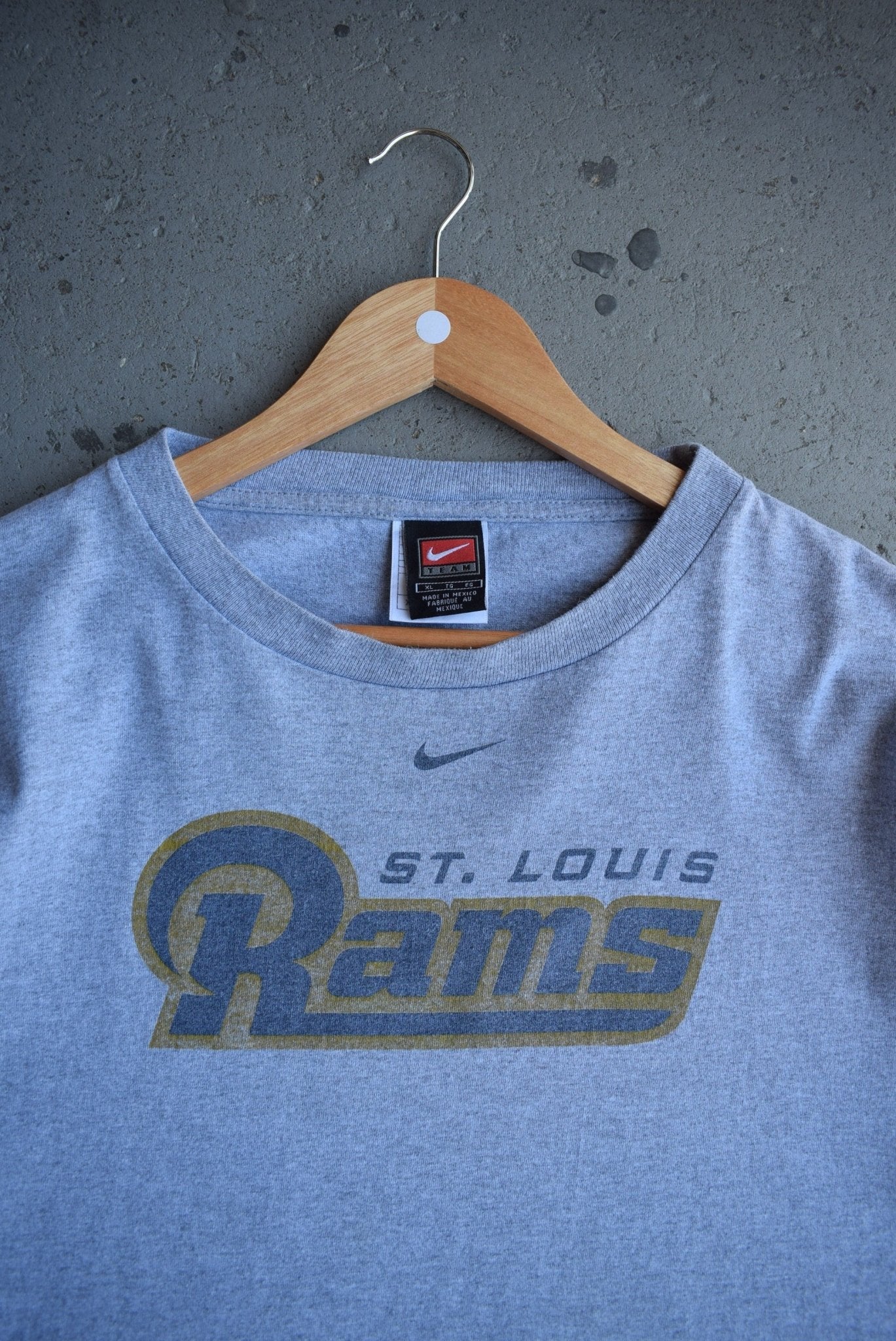 Vintage Nike x NFL St. Louis Rams Tee (XL) - Retrospective Store