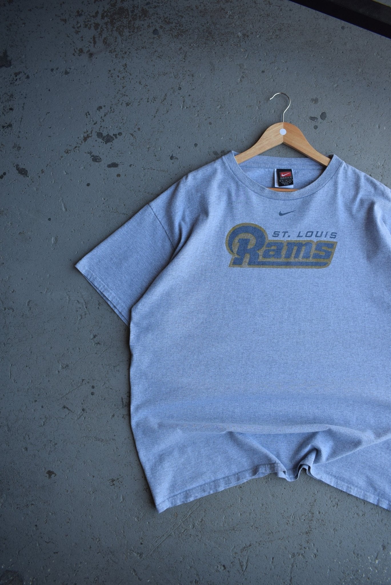 Vintage Nike x NFL St. Louis Rams Tee (XL) - Retrospective Store