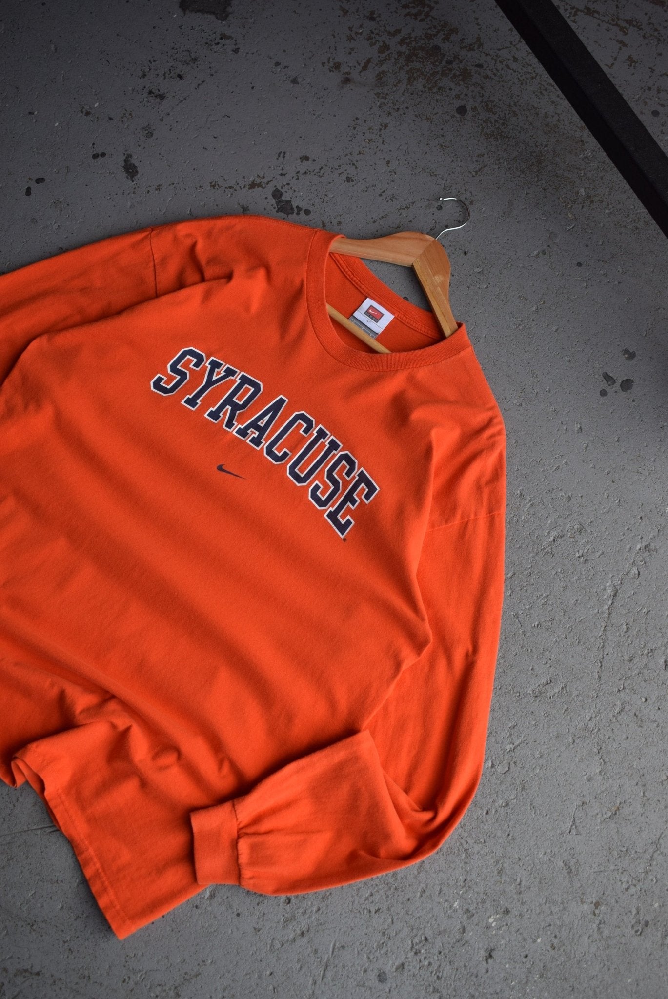 Vintage Nike x Syracuse University long sleeve tee (L) - Retrospective Store