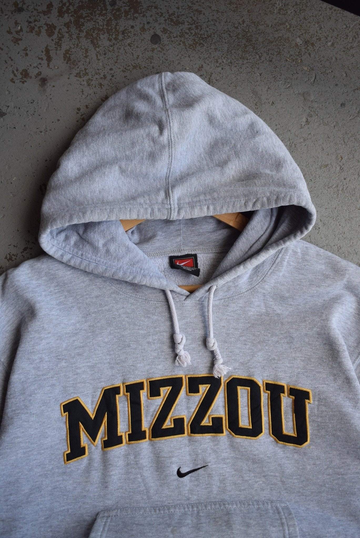 Vintage Nike x University of Missouri Embroidered hoodie (S/M) - Retrospective Store