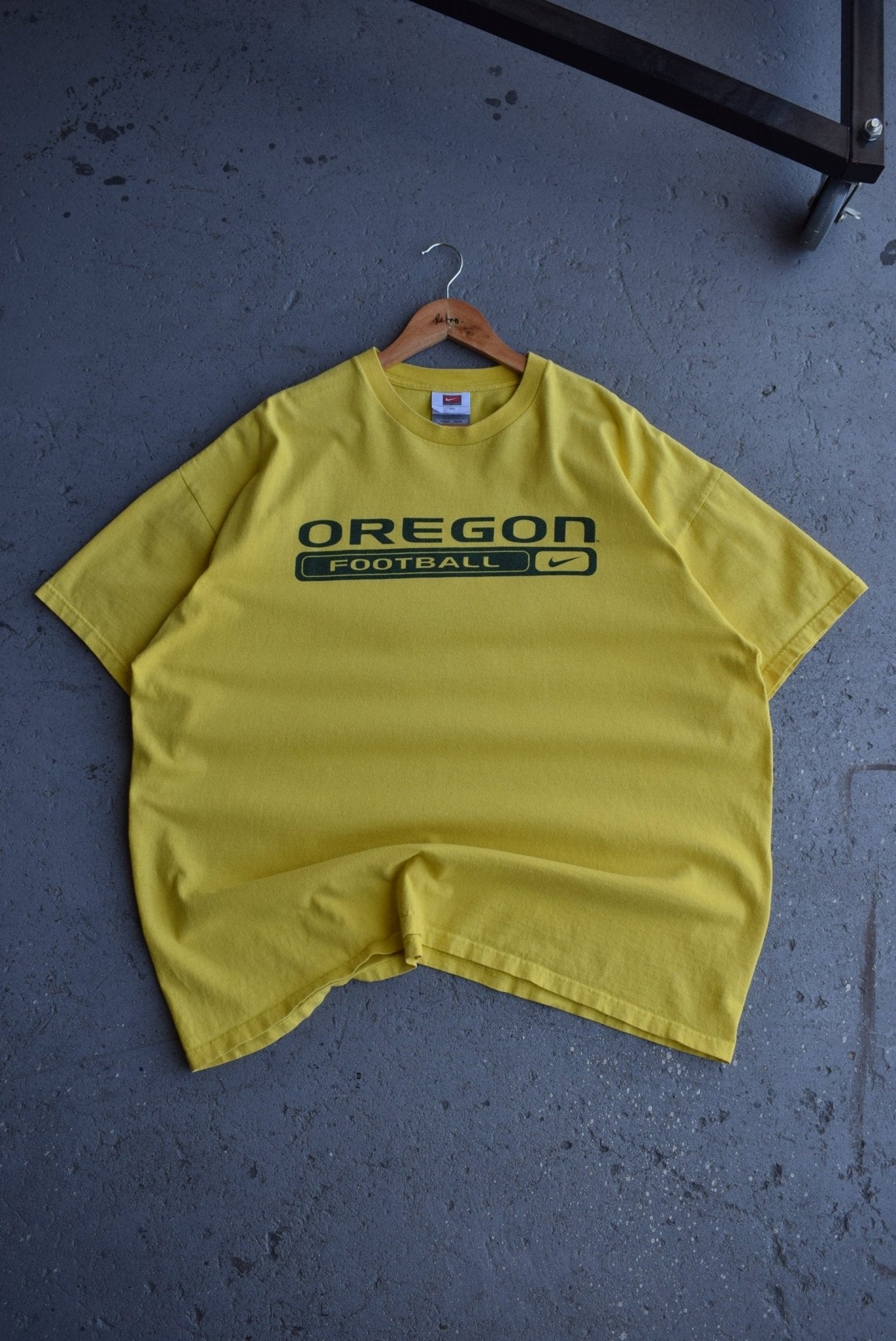 Vintage Nike x University of Oregon Football Tee (XXL) - Retrospective Store