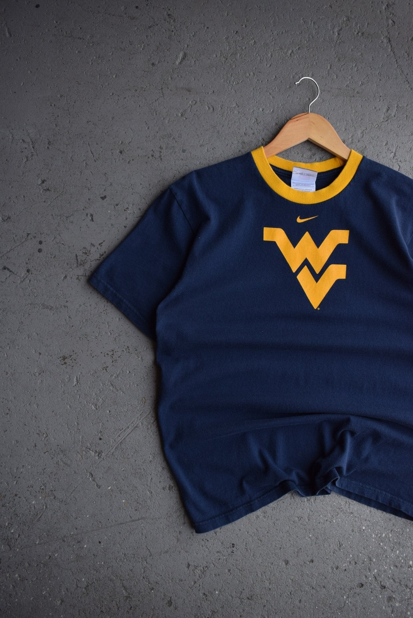 Vintage Nike x West Virginia University Tee (M) - Retrospective Store