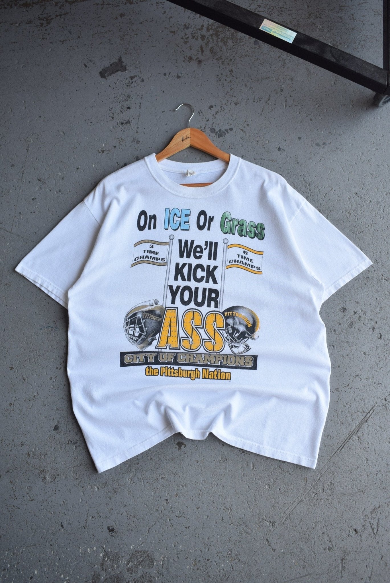 Vintage Pittsburgh Steelers & Penguins City of Champions Tee (XL) - Retrospective Store