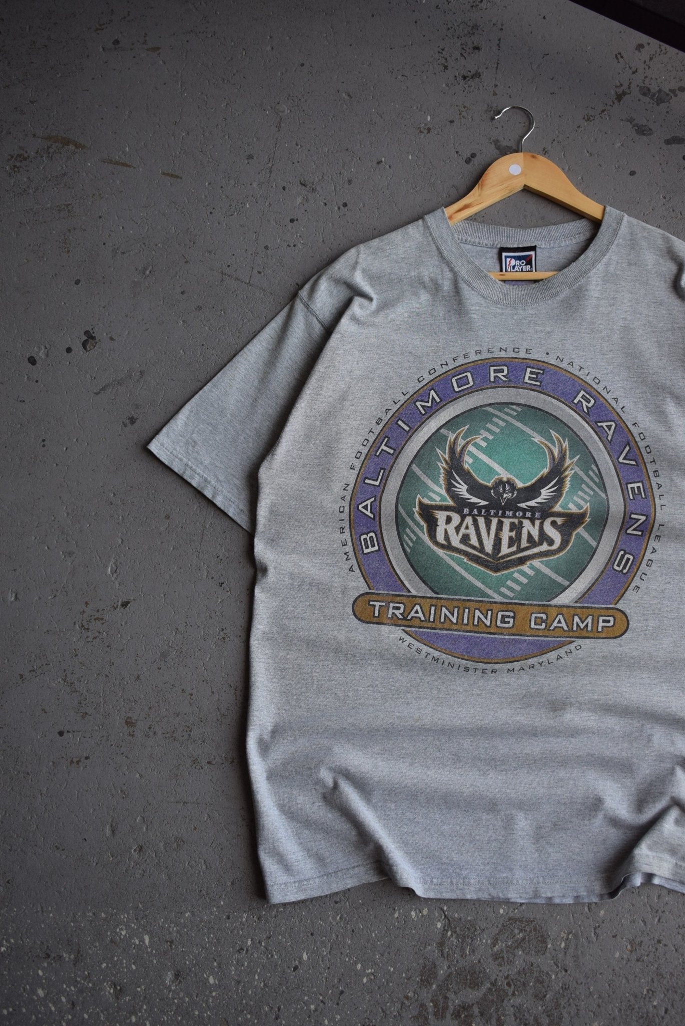 Vintage Pro Player NFL Baltimore Ravens Training Camp Tee (XL) - Retrospective Store