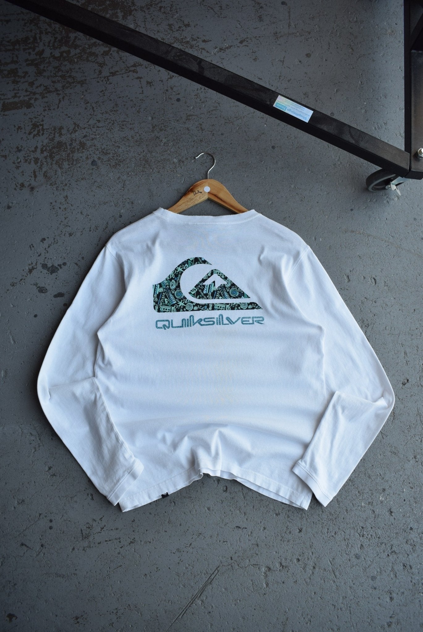 Vintage Quiksilver Classic Logo Long Sleeve Tee (M) - Retrospective Store