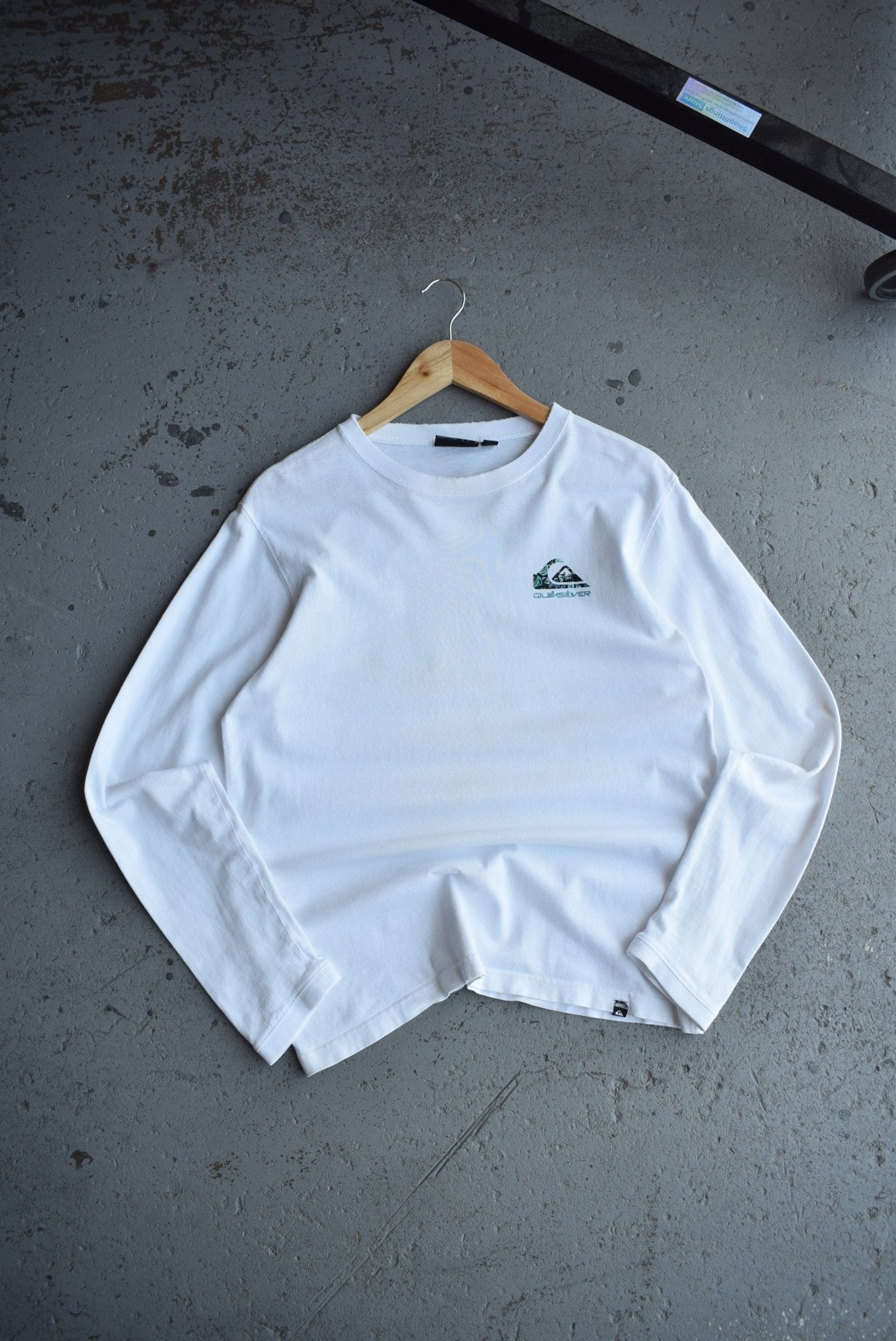 Vintage Quiksilver Classic Logo Long Sleeve Tee (M) - Retrospective Store