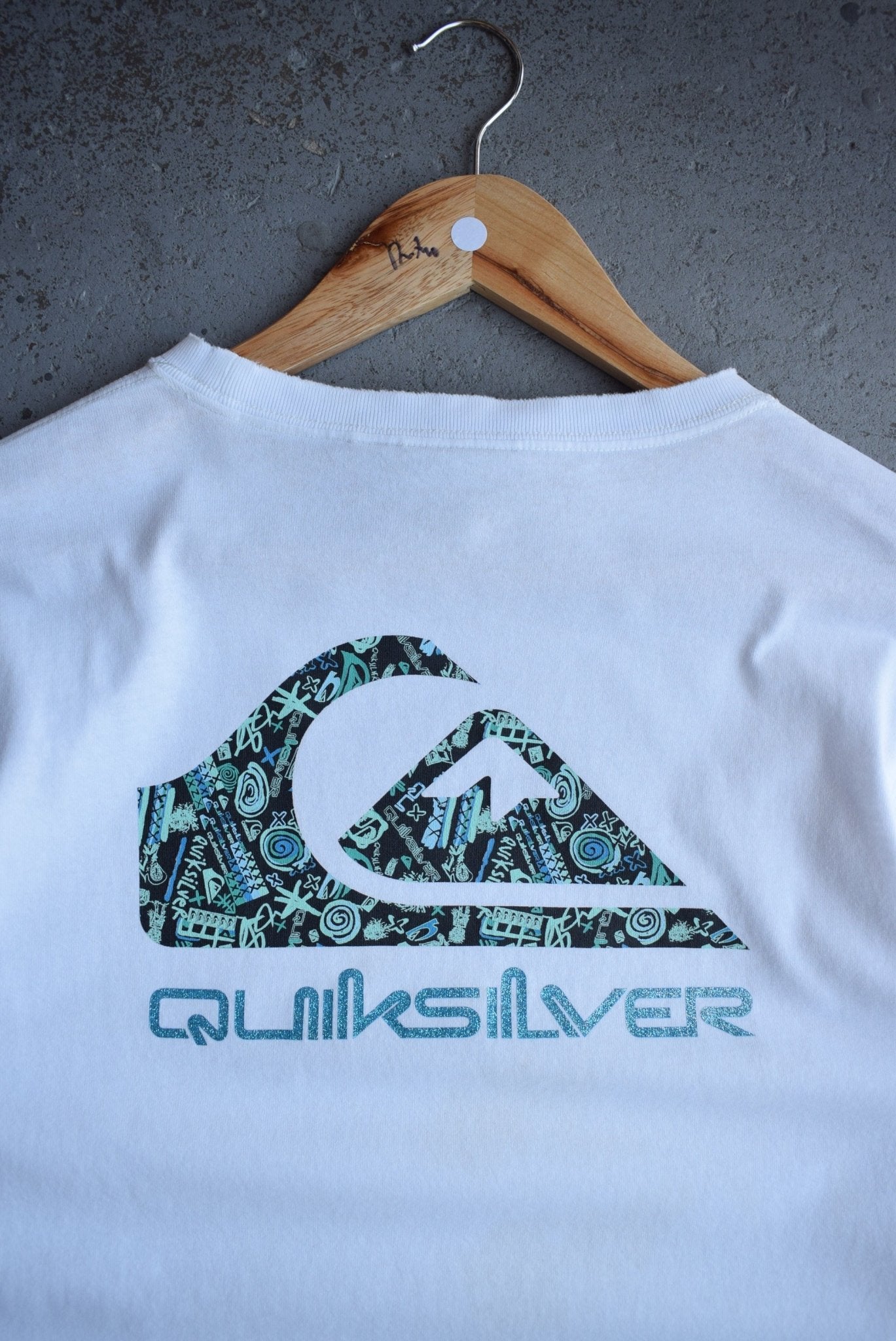 Vintage Quiksilver Classic Logo Long Sleeve Tee (M) - Retrospective Store