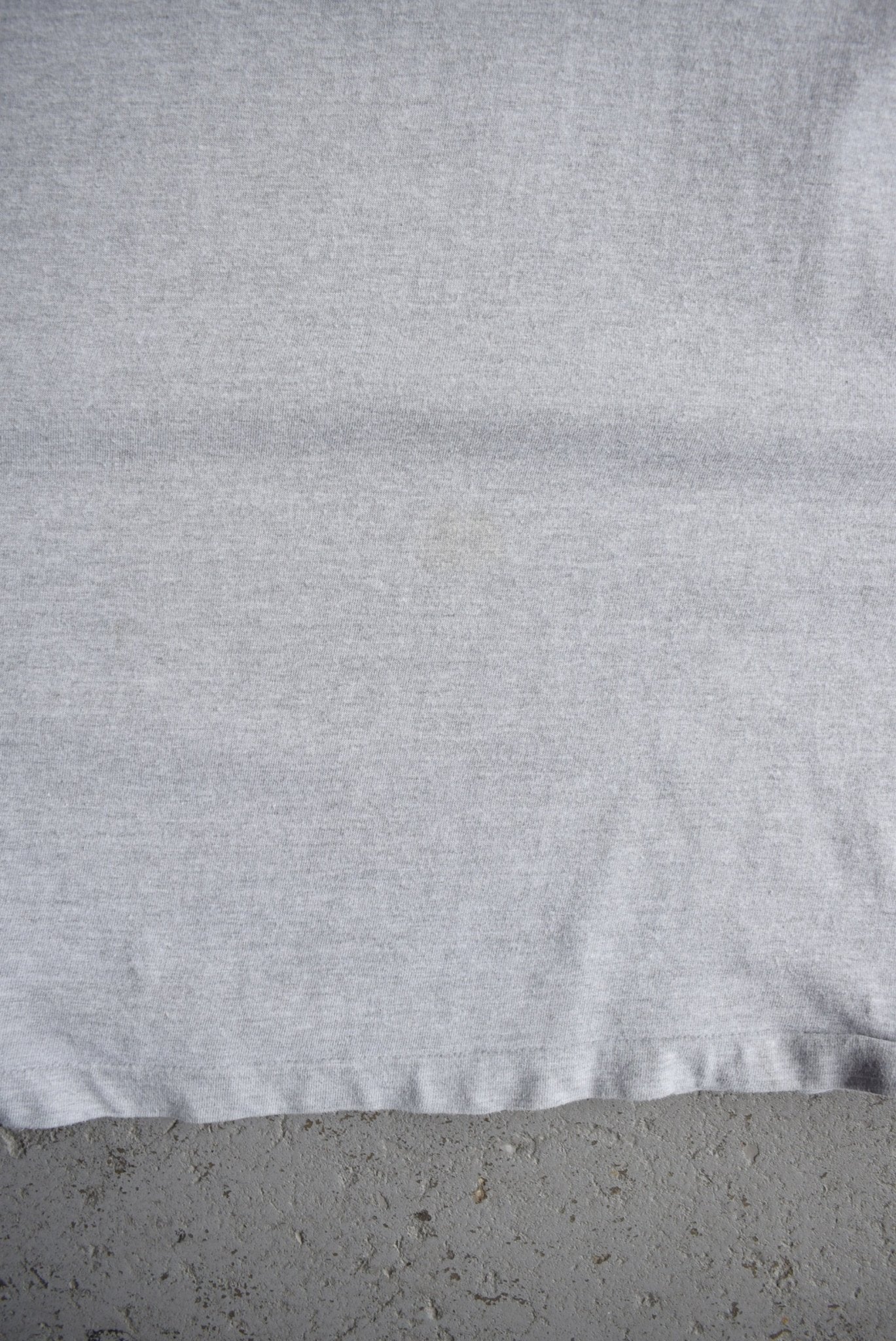 Vintage Quiksilver Embroidered Spellout Tee (M) - Retrospective Store