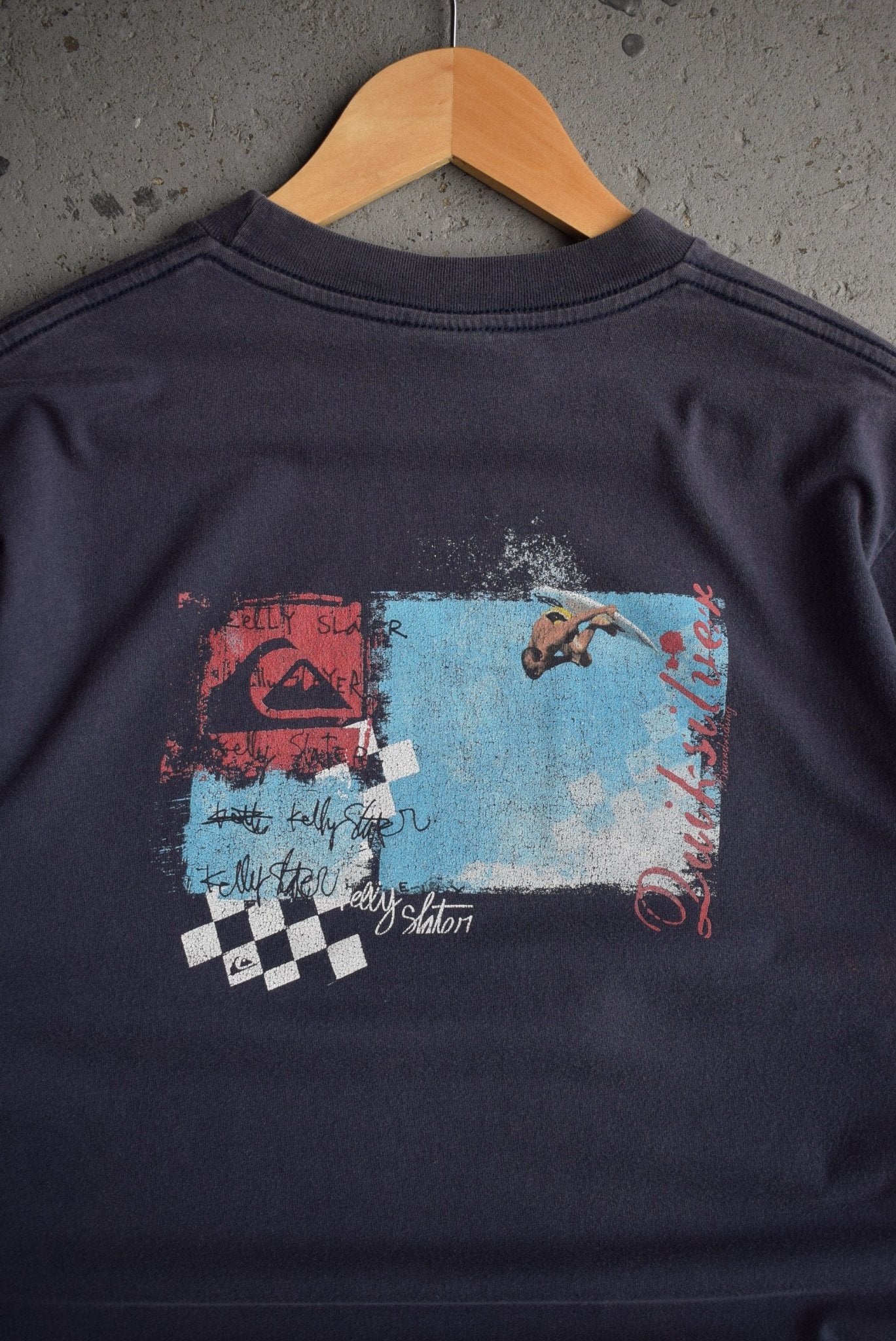 Vintage Quiksilver Graphic Tee (M) - Retrospective Store