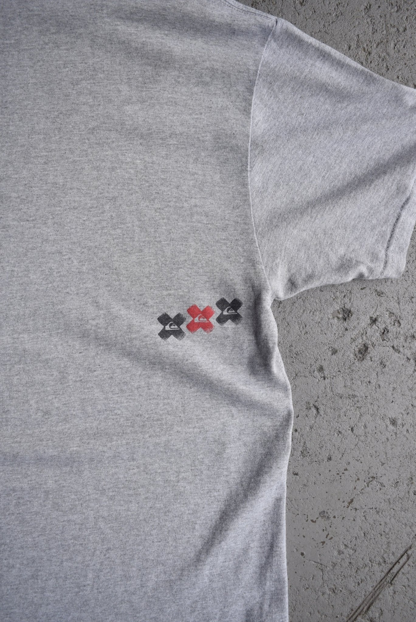 Vintage Quiksilver Spellout Tee (L) - Retrospective Store