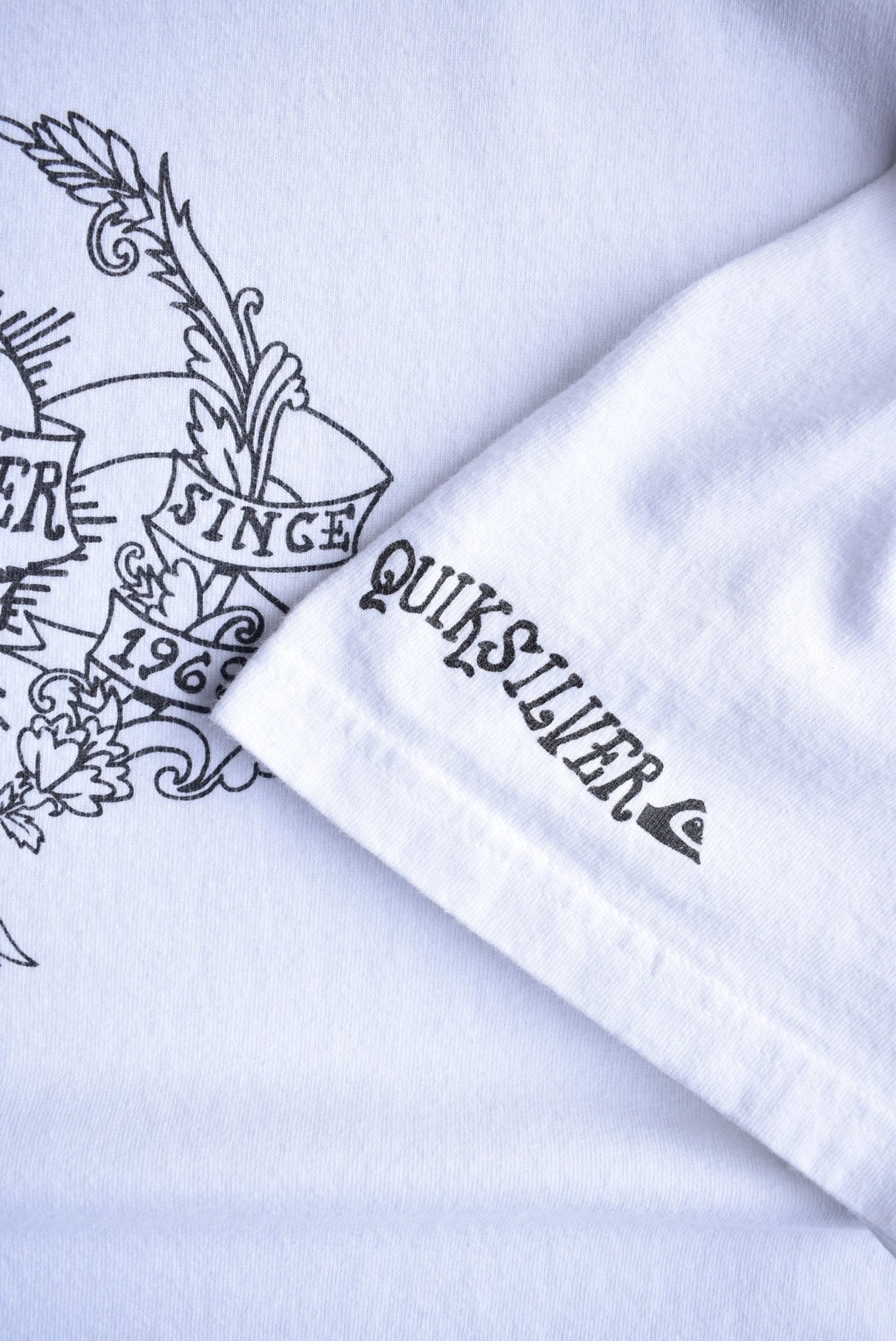 Vintage Quiksilver Spellout Tee (XXL) - Retrospective Store
