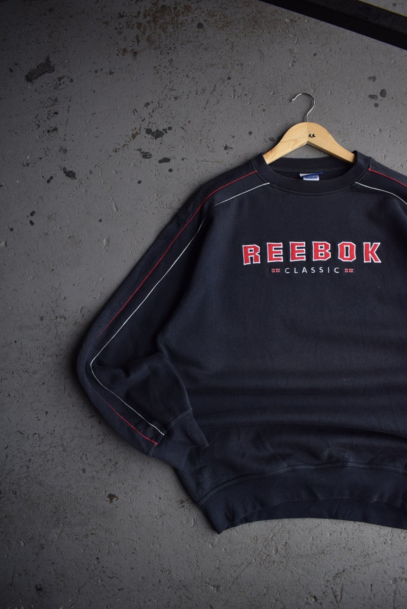 Vintage Reebok Classic Embroidered Spellout Crewneck (XL) - Retrospective Store