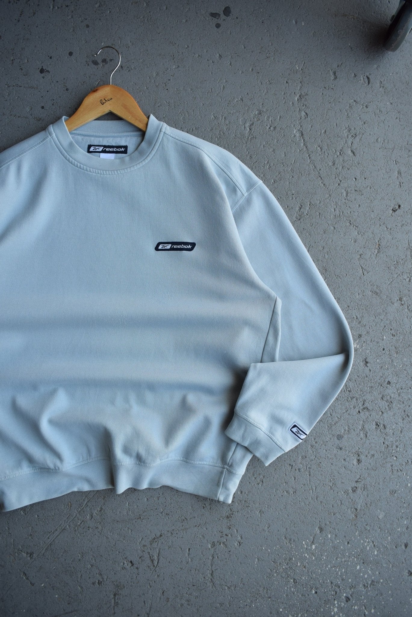 Vintage Reebok Classic Logo Embroidered Crewneck (M/L) - Retrospective Store