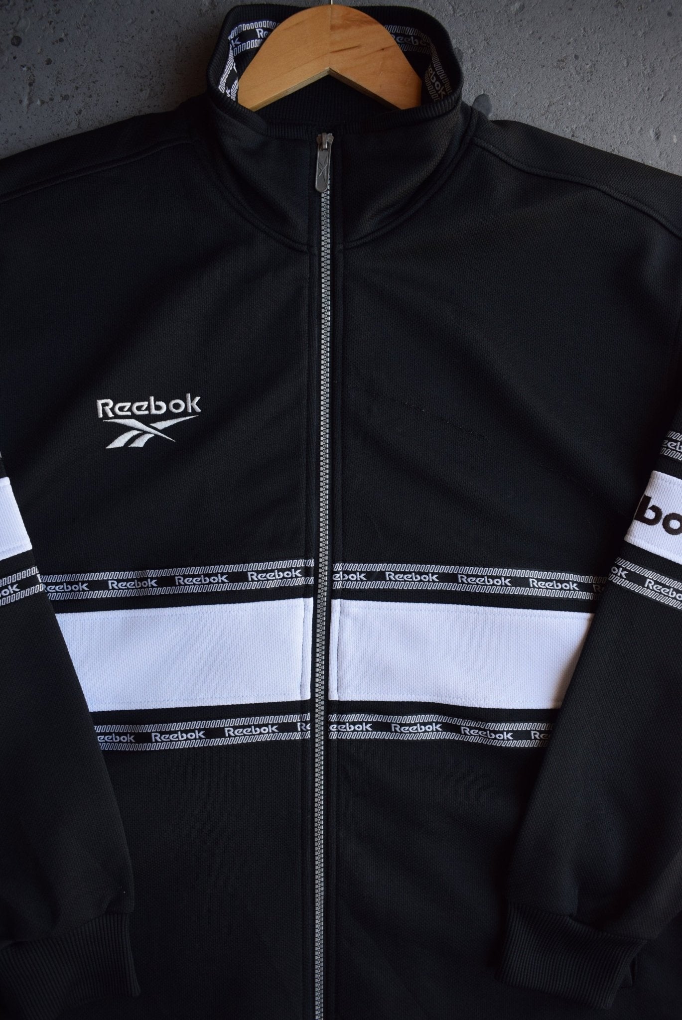 Vintage Reebok Classic Logo Embroidered Jacket (L) - Retrospective Store