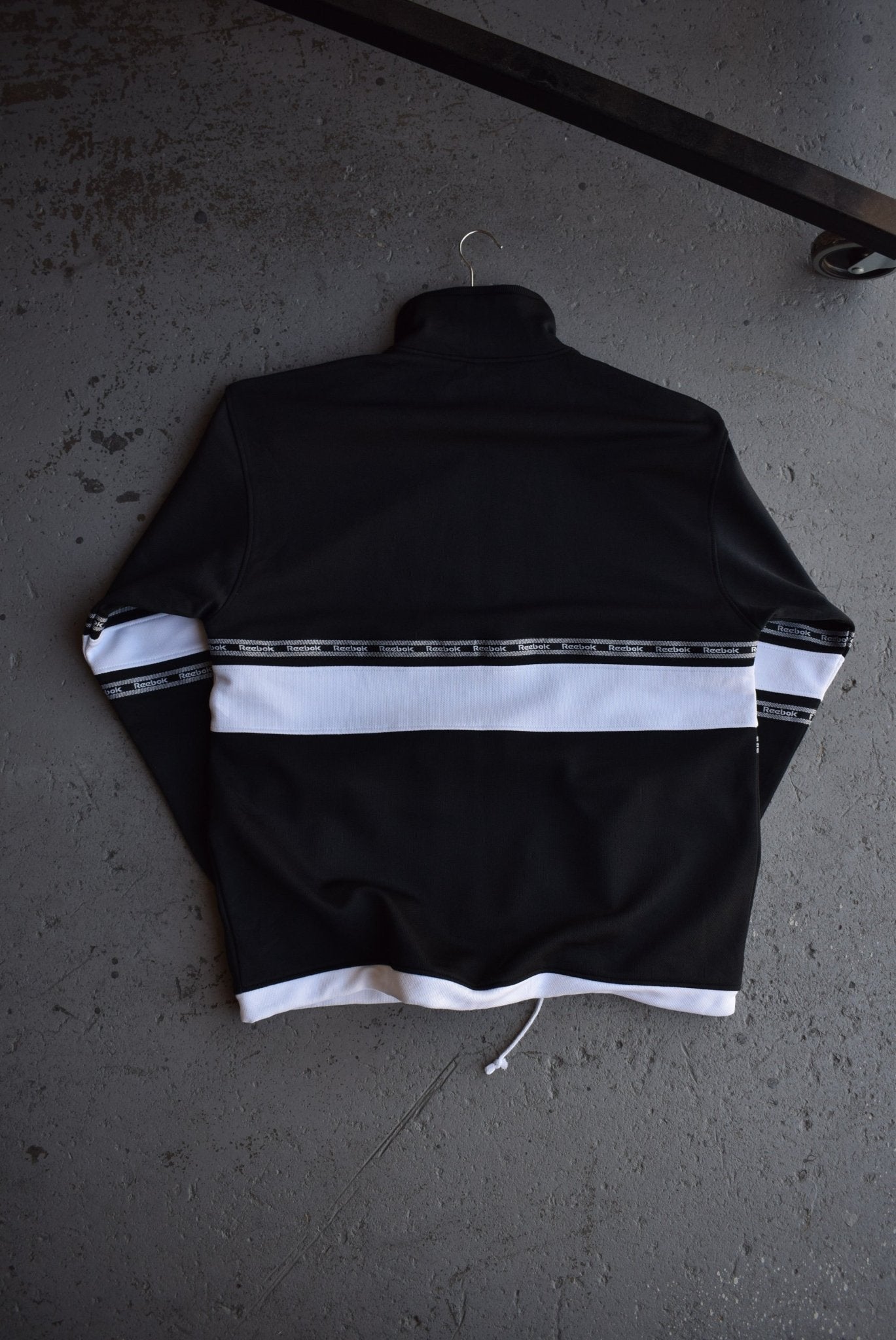 Vintage Reebok Classic Logo Embroidered Jacket (L) - Retrospective Store