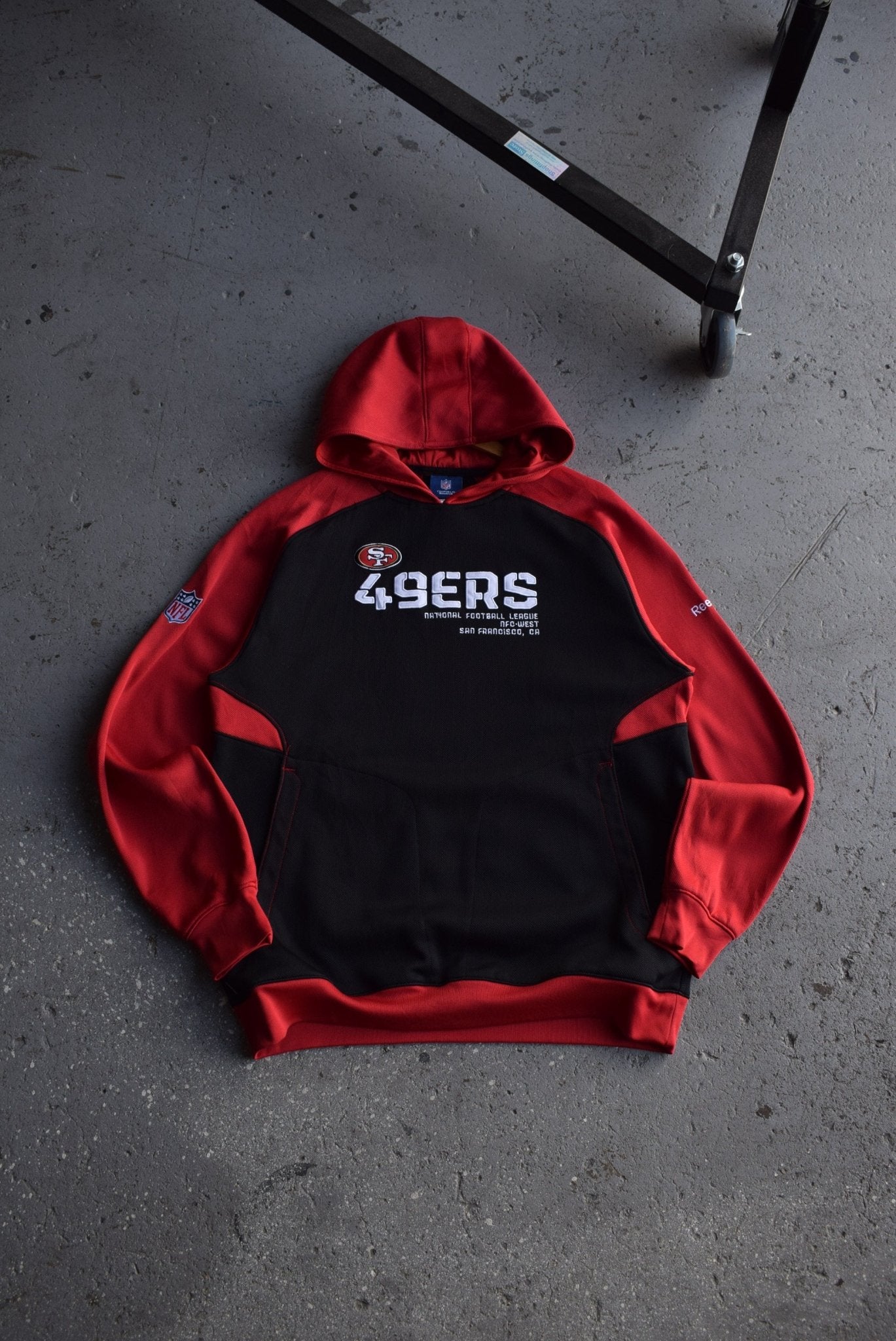 Vintage Reebok x NFL San Francisco 49ers Embroidered Hoodie (M) - Retrospective Store