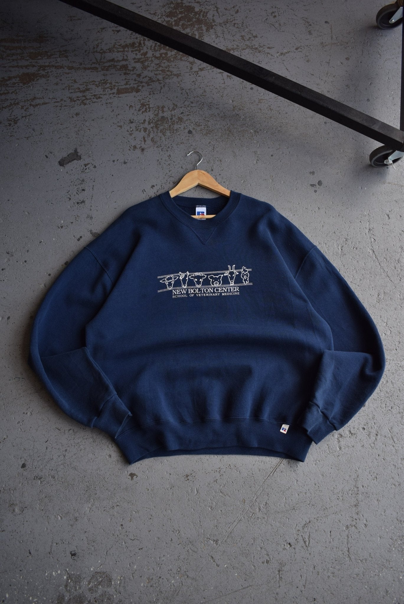 Vintage Russell Athletic x School of Veterinary Medicine Crewneck (XXL) - Retrospective Store