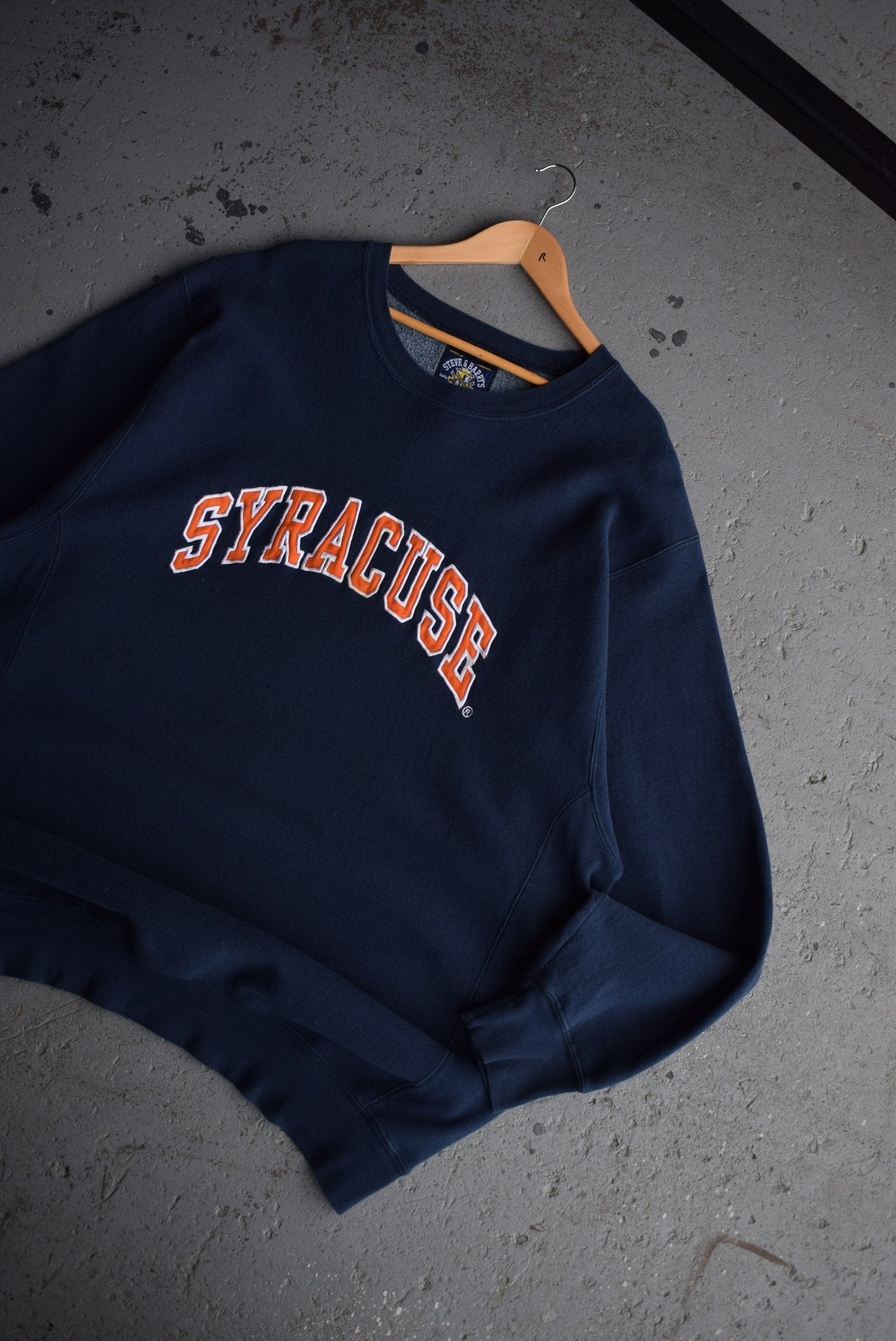 Vintage Syracuse University Embroidered Crewneck (XXL) - Retrospective Store