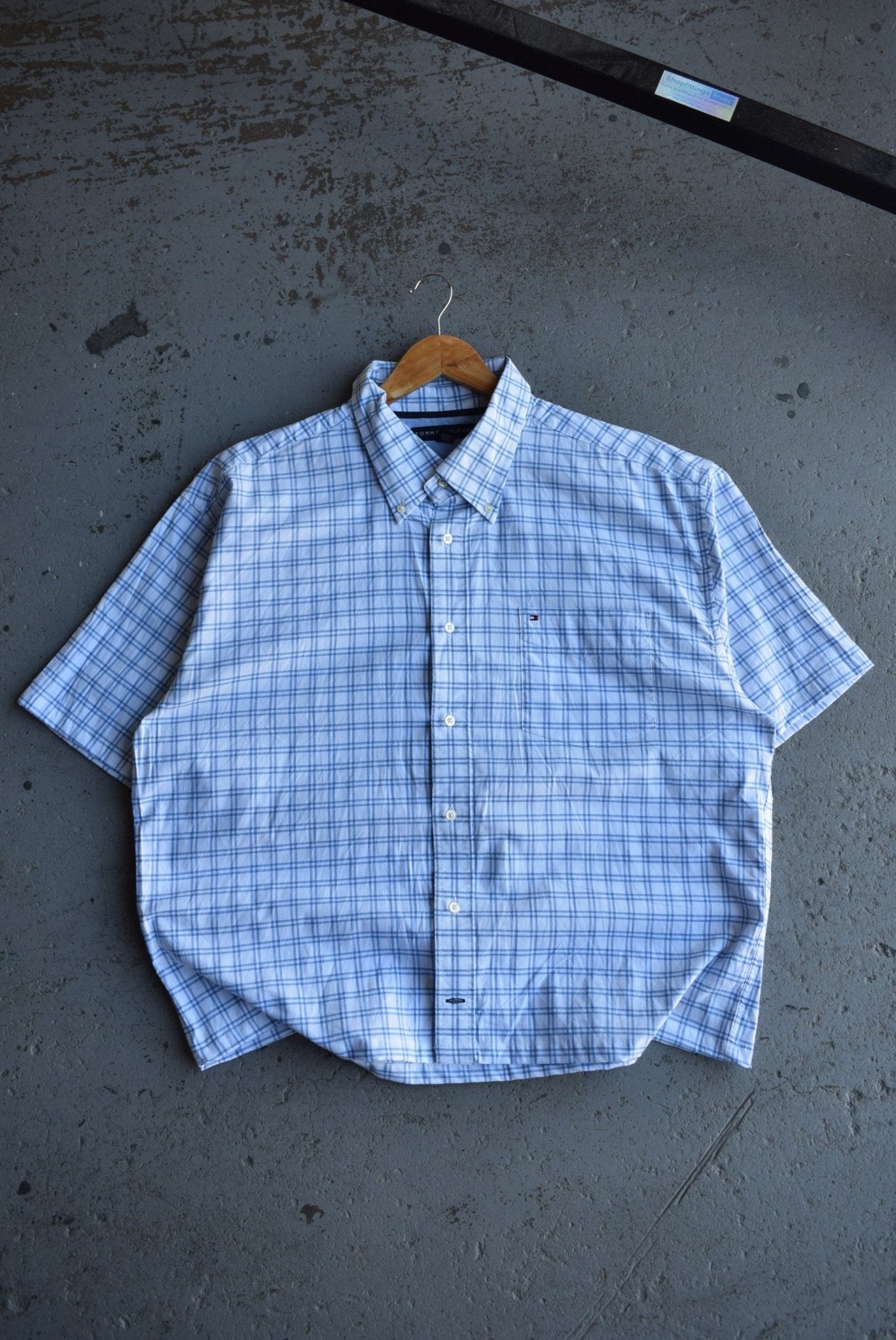 Vintage Tommy Hilfiger Cropped Button Up (XL) - Retrospective Store