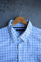 Vintage Tommy Hilfiger Cropped Button Up (XL) - Retrospective Store