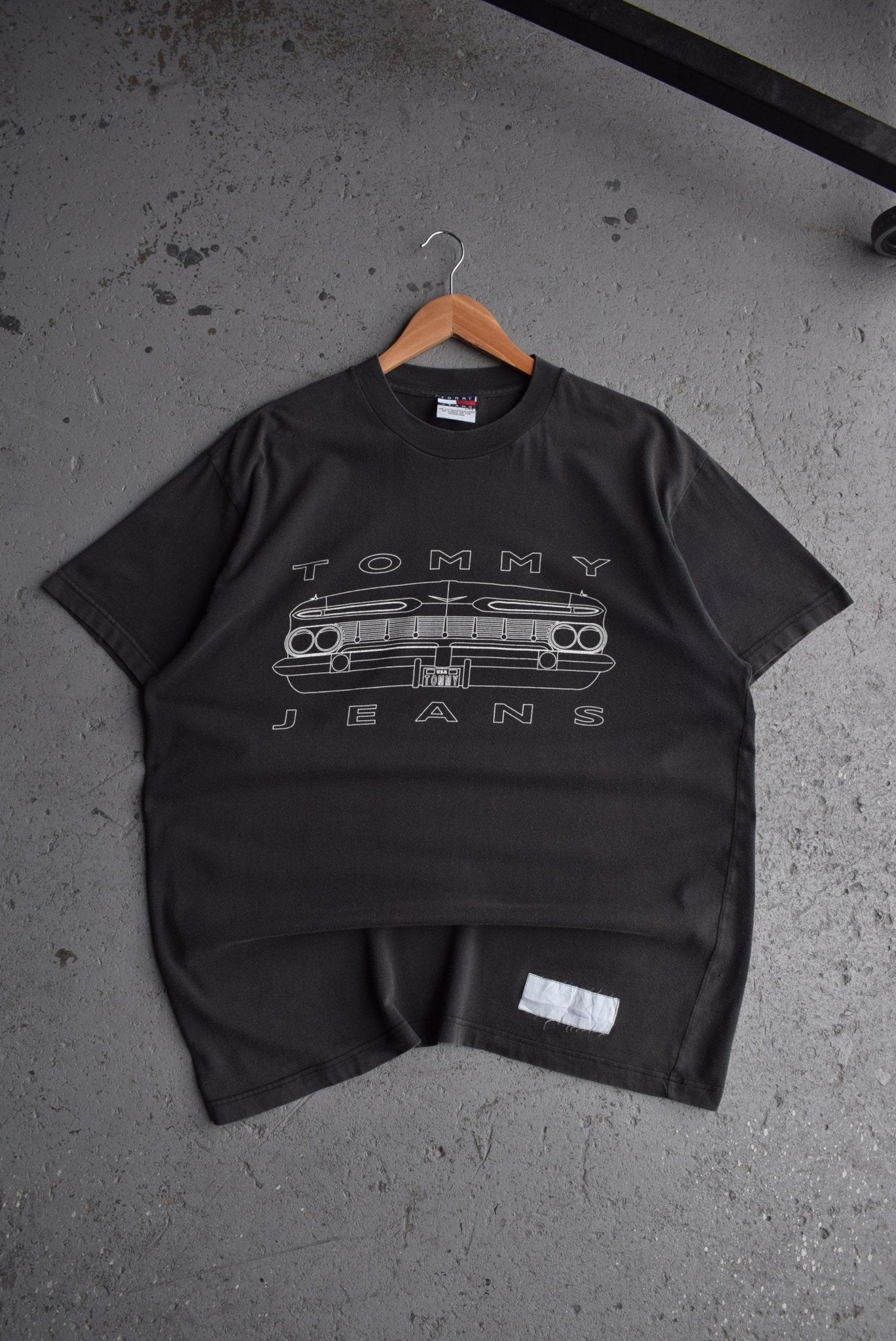 Vintage Tommy Hilfiger Jeans Spellout Tee (XL) - Retrospective Store