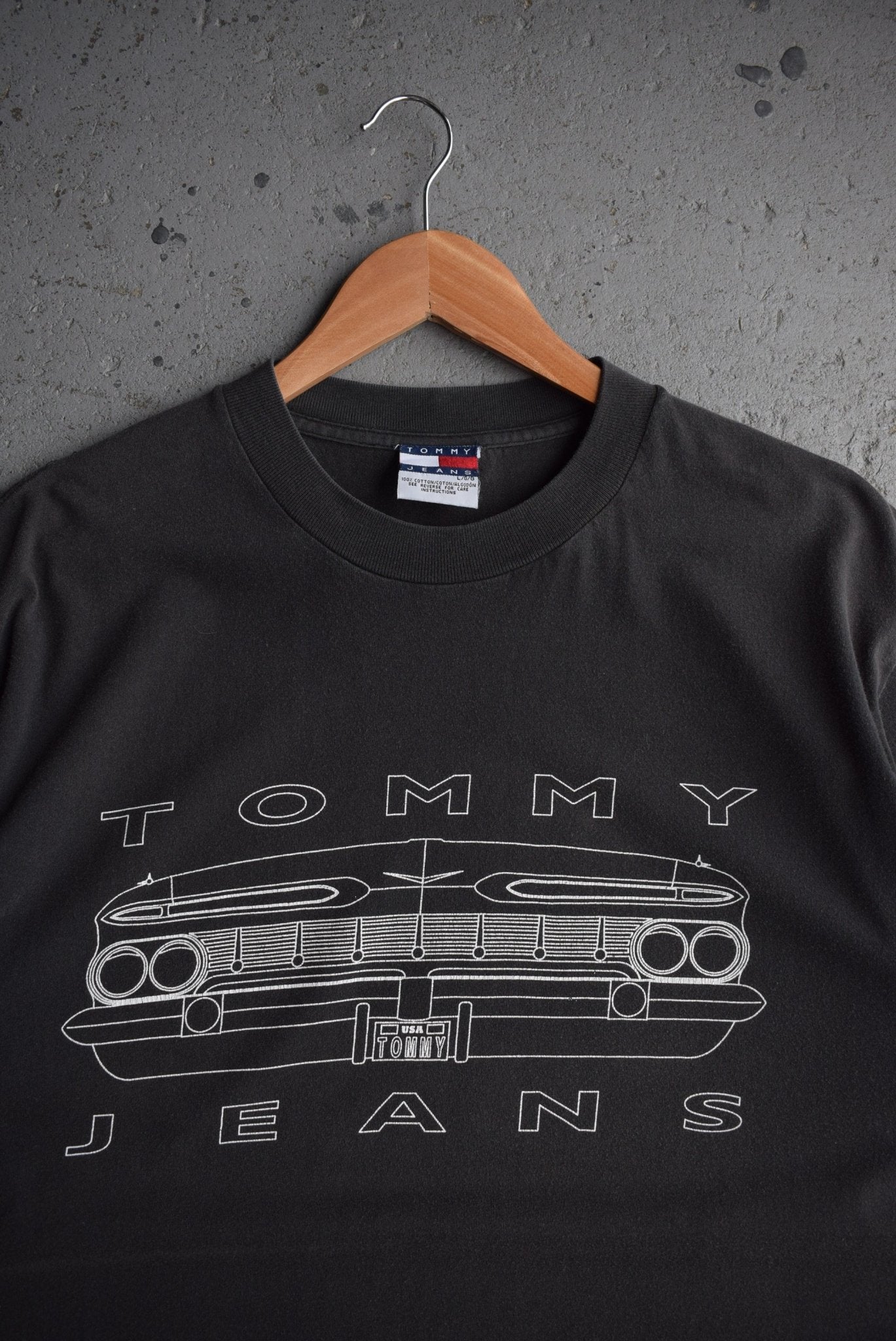 Vintage Tommy Hilfiger Jeans Spellout Tee (XL) - Retrospective Store