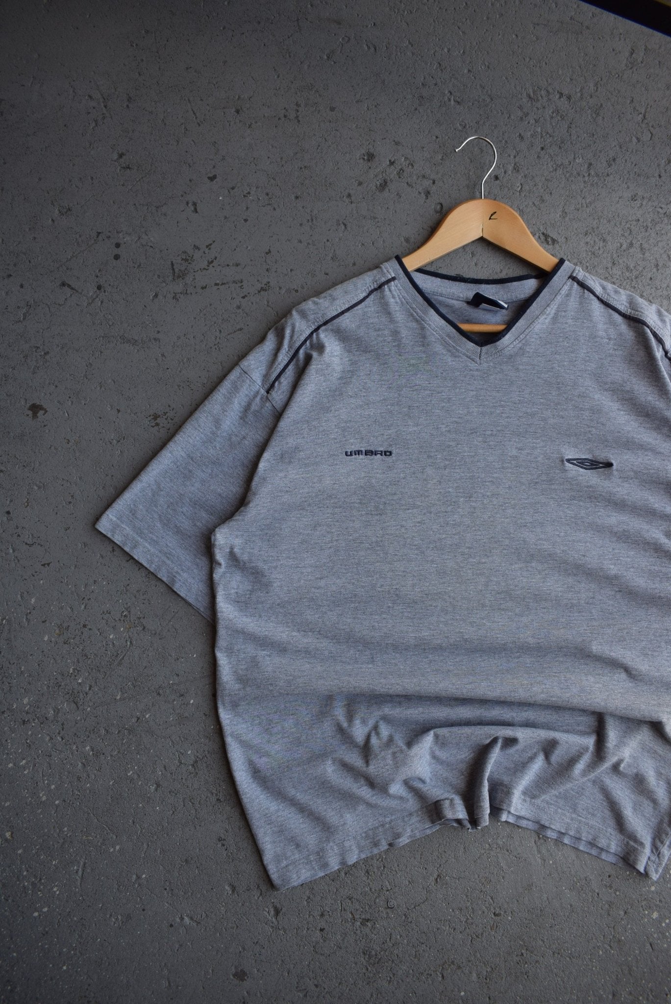 Vintage Umbro Classic Logo Embroidered Tee (XL) - Retrospective Store
