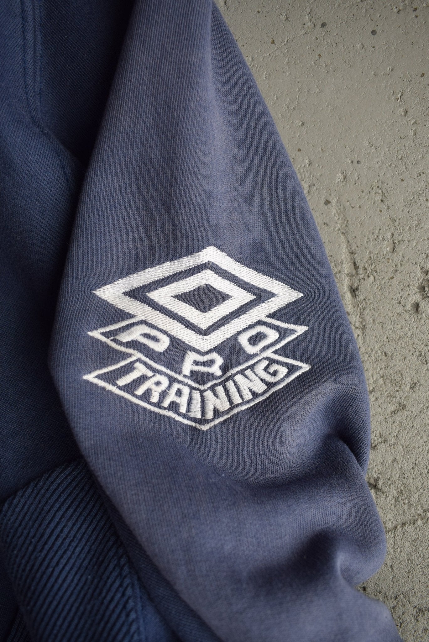 Vintage Umbro Pro Training Embroidered Spellout Crewneck (L) - Retrospective Store