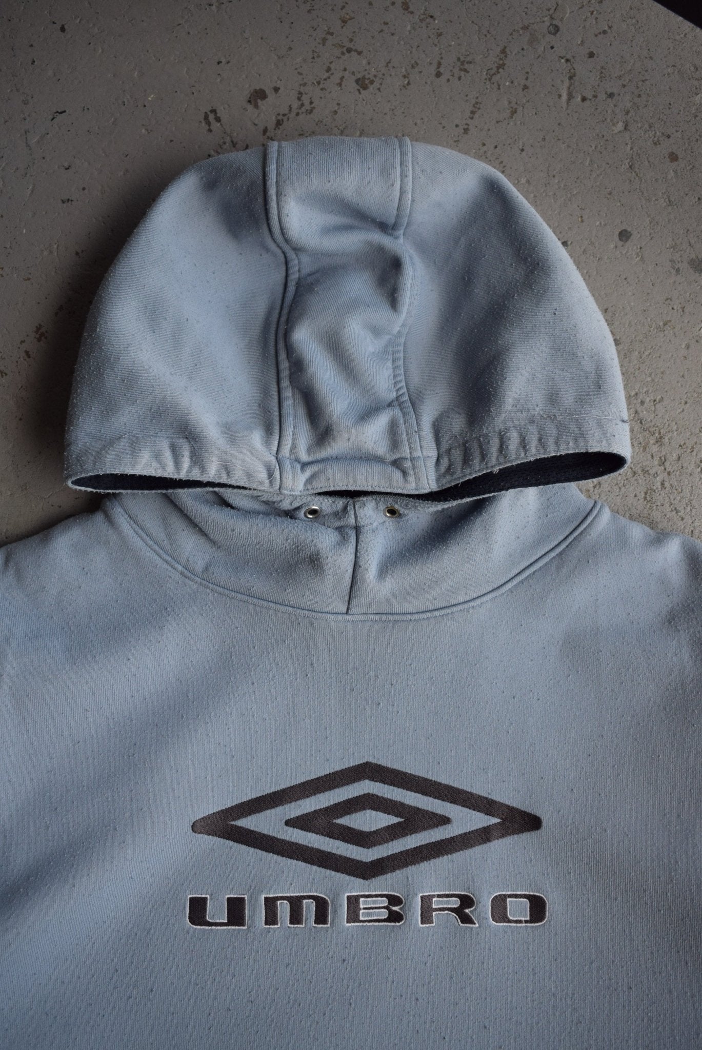 Vintage Umbro Spellout Embroidered Hoodie (L) - Retrospective Store