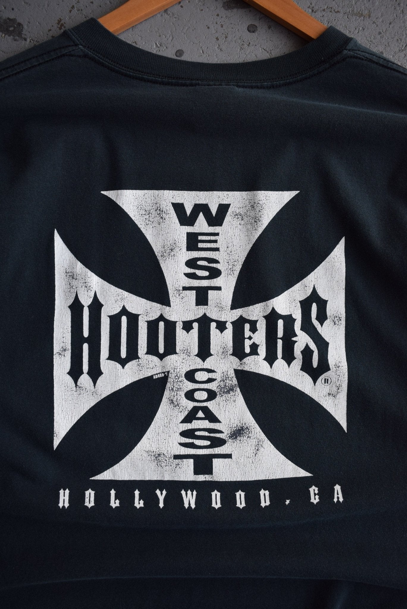 Vintage West Coast Hooters Hollywood Tee (L) - Retrospective Store