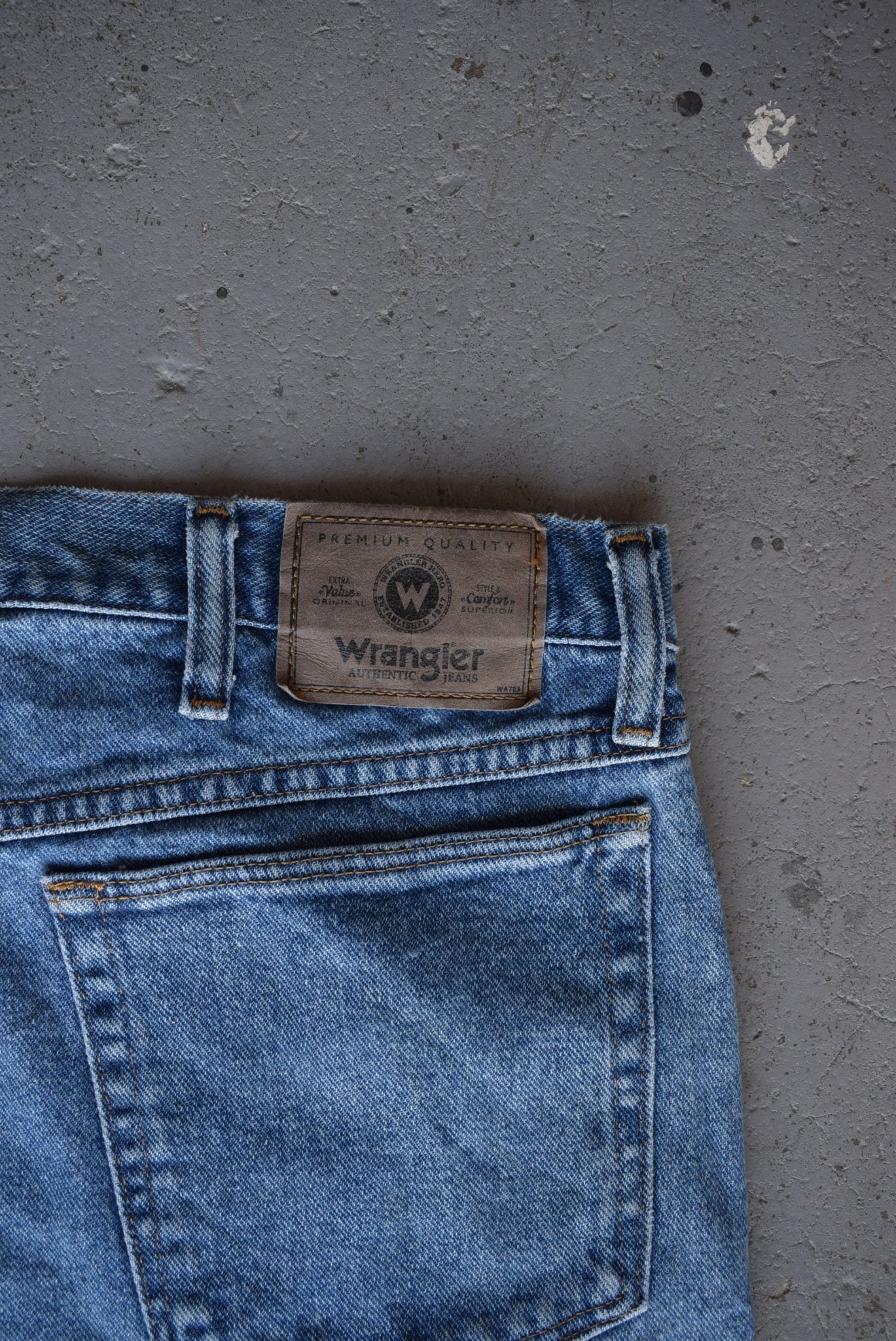 Vintage Wrangler Jorts (36) - Retrospective Store
