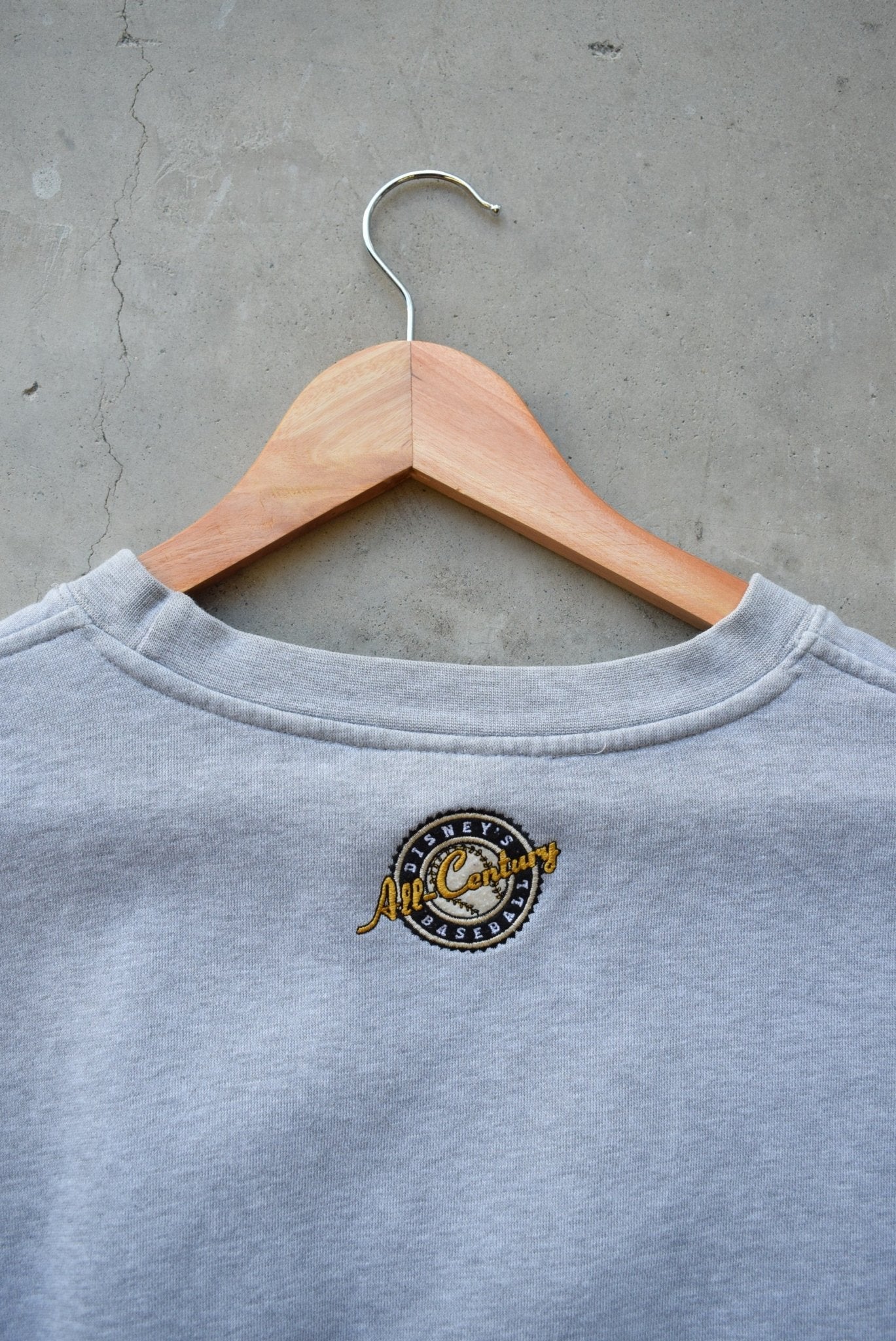 Walt Disney World Baseball Grey Embroidered Crewneck — 2000s (XL) - Retrospective Store