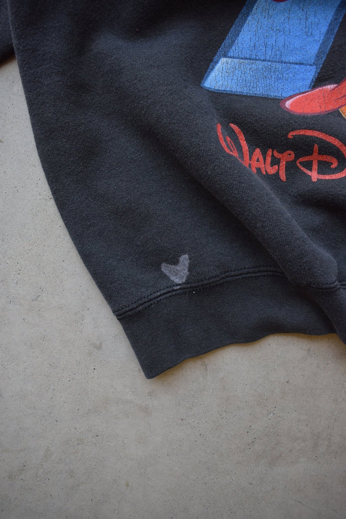 Walt Disney World Black Graphic Crewneck — 1998 (M/L) - Retrospective Store