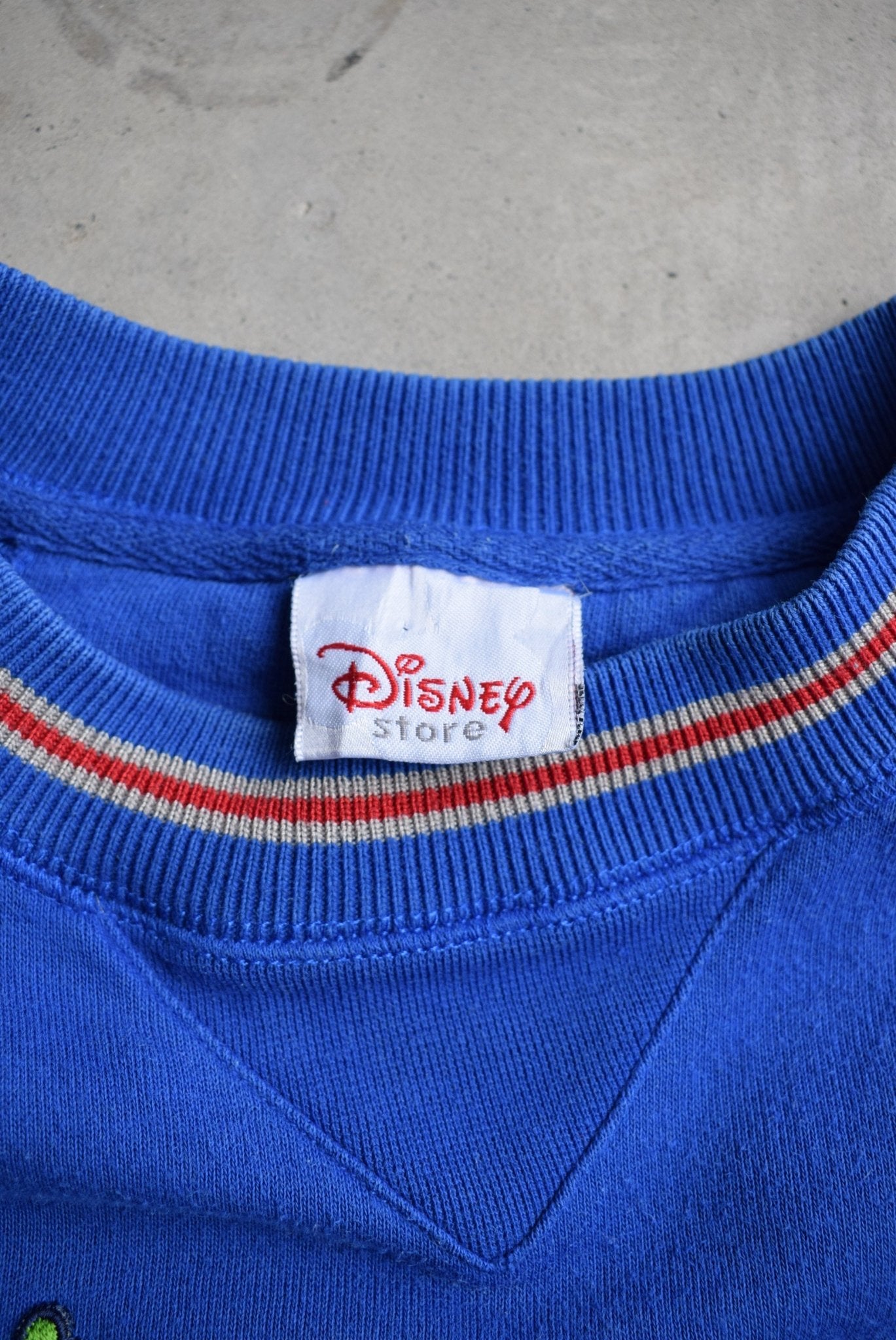 Walt Disney World Blue Embroidered Crewneck — 2000s (L) - Retrospective Store