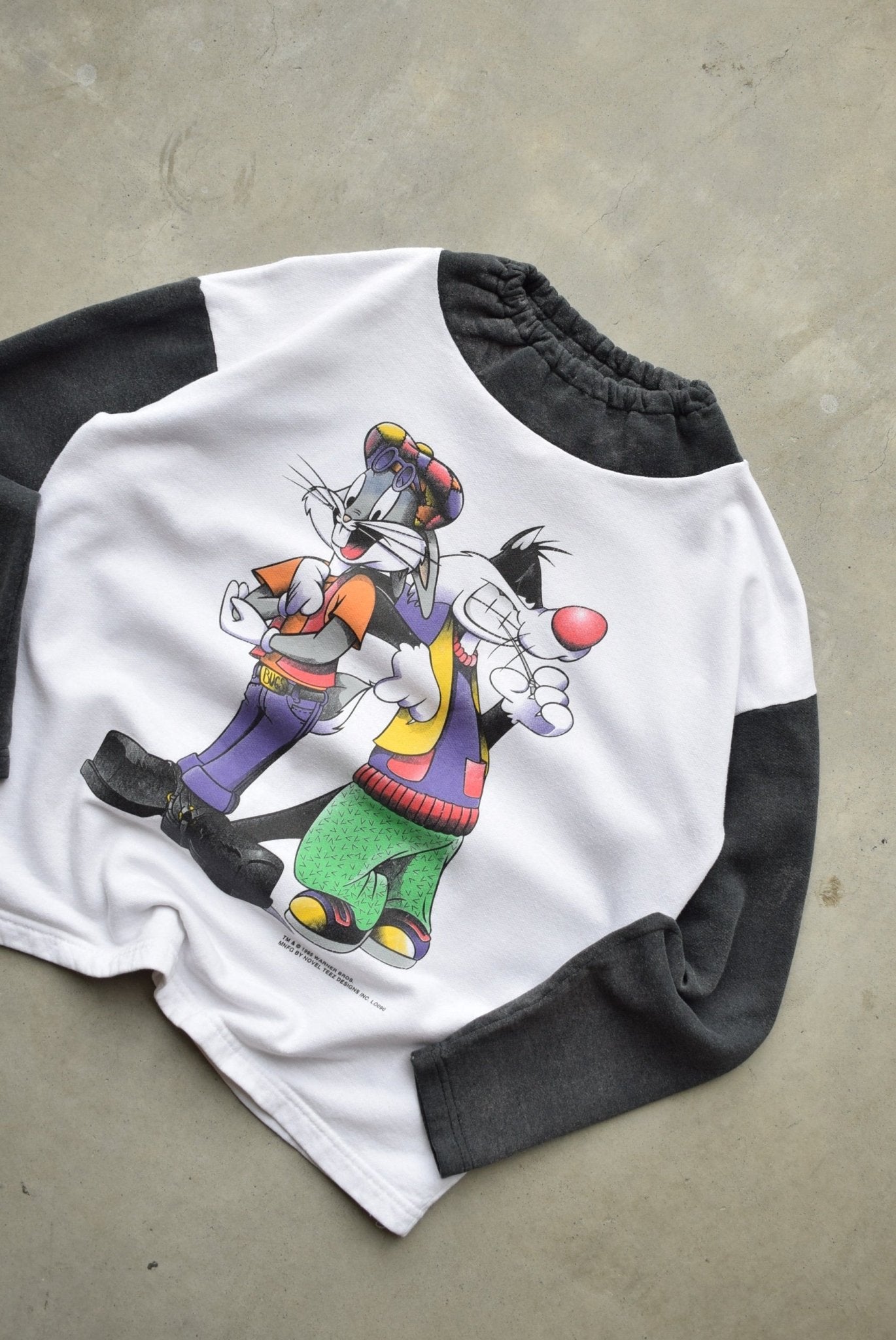 Warner Bros. White & Black Graphic Crewneck — 1995 (S) - Retrospective Store
