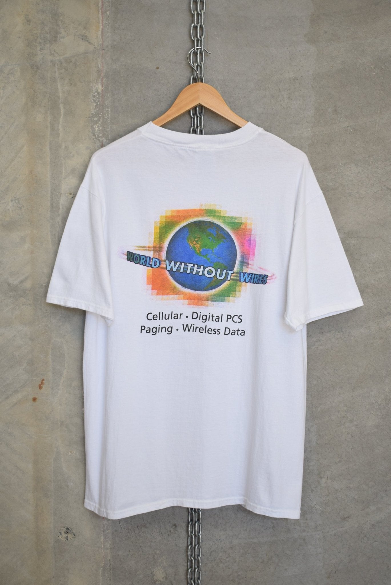 Word Without Wires Graphic Tee — 2000s (L) - Retrospective Store