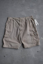 Wrangler Cargo Shorts — 2000s (38) - Retrospective Store