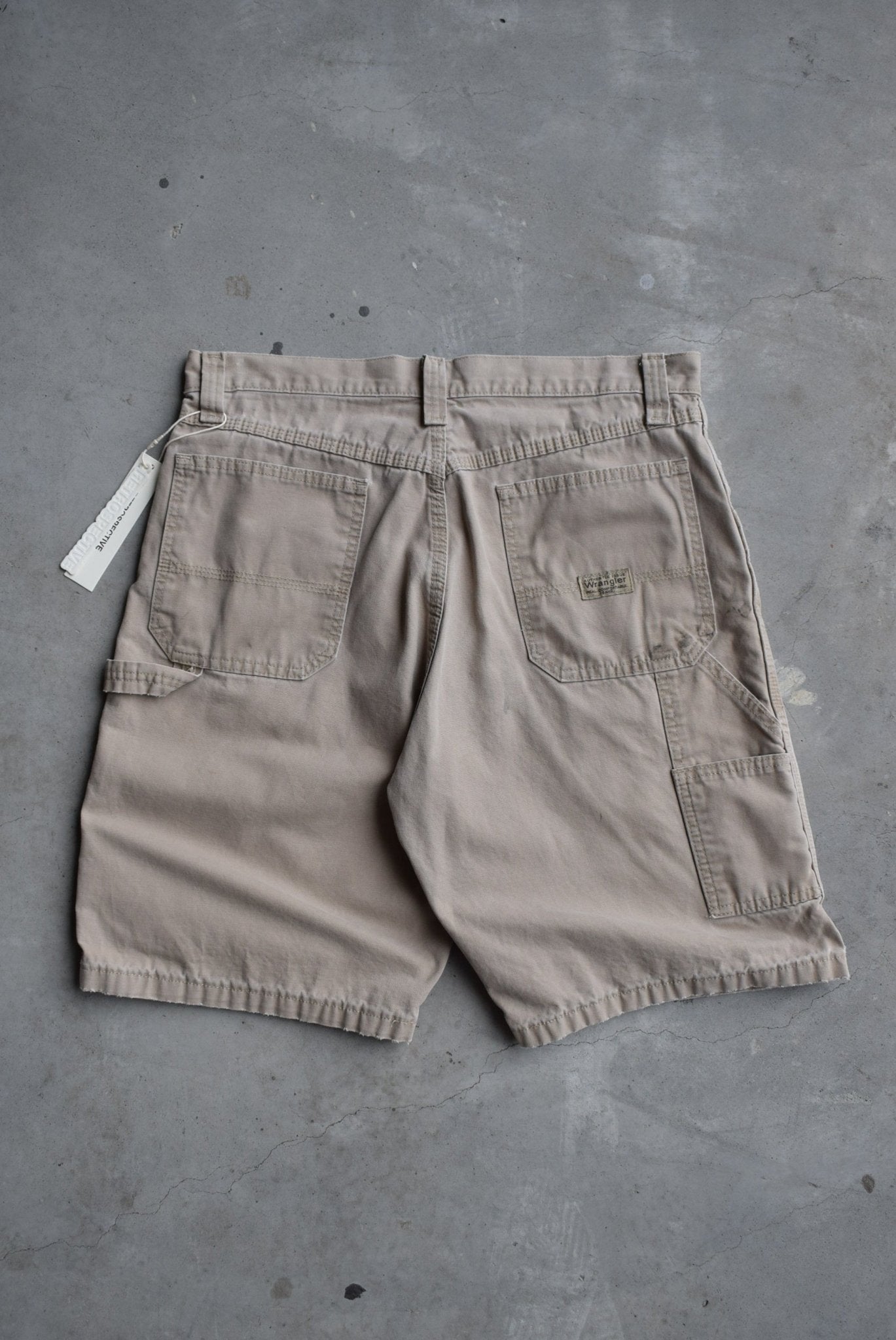 Wrangler Carpenter Shorts — 2000s (33) - Retrospective Store