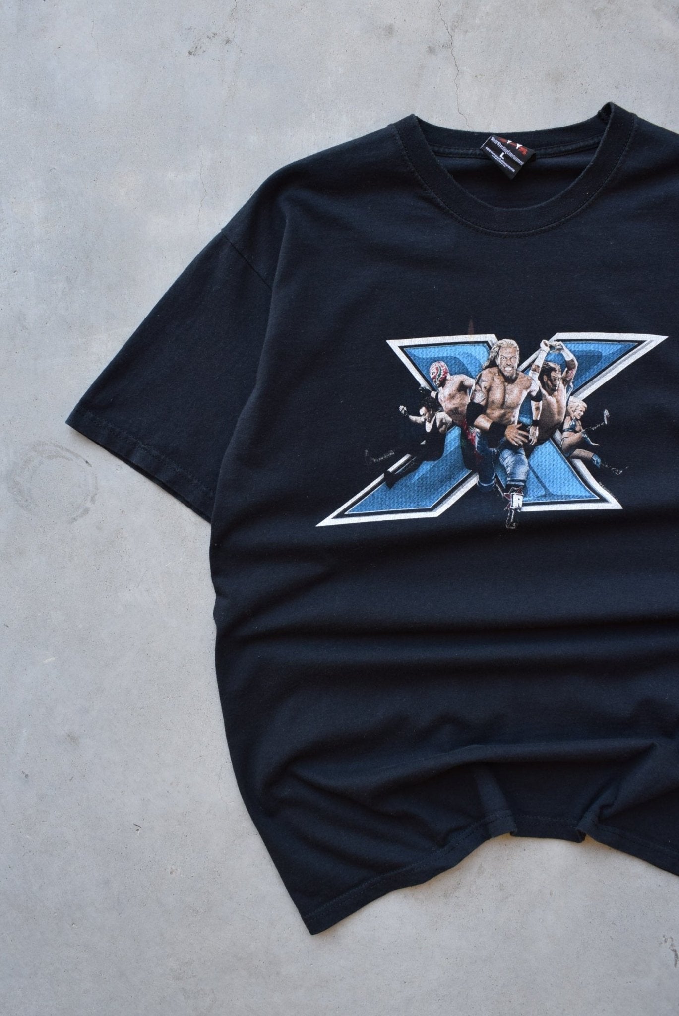WWE Smackdown Black Graphic Tee — 2000s (M) - Retrospective Store