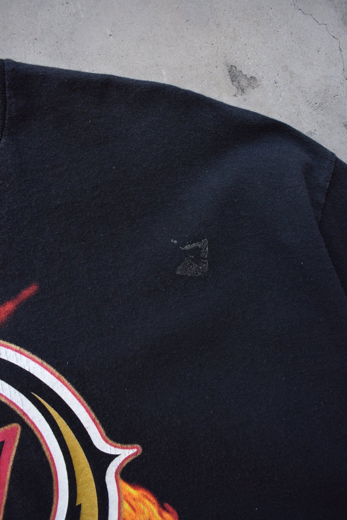 XFL Las Vegas Outlaws Black Graphic Tee — 2001 (XL) - Retrospective Store