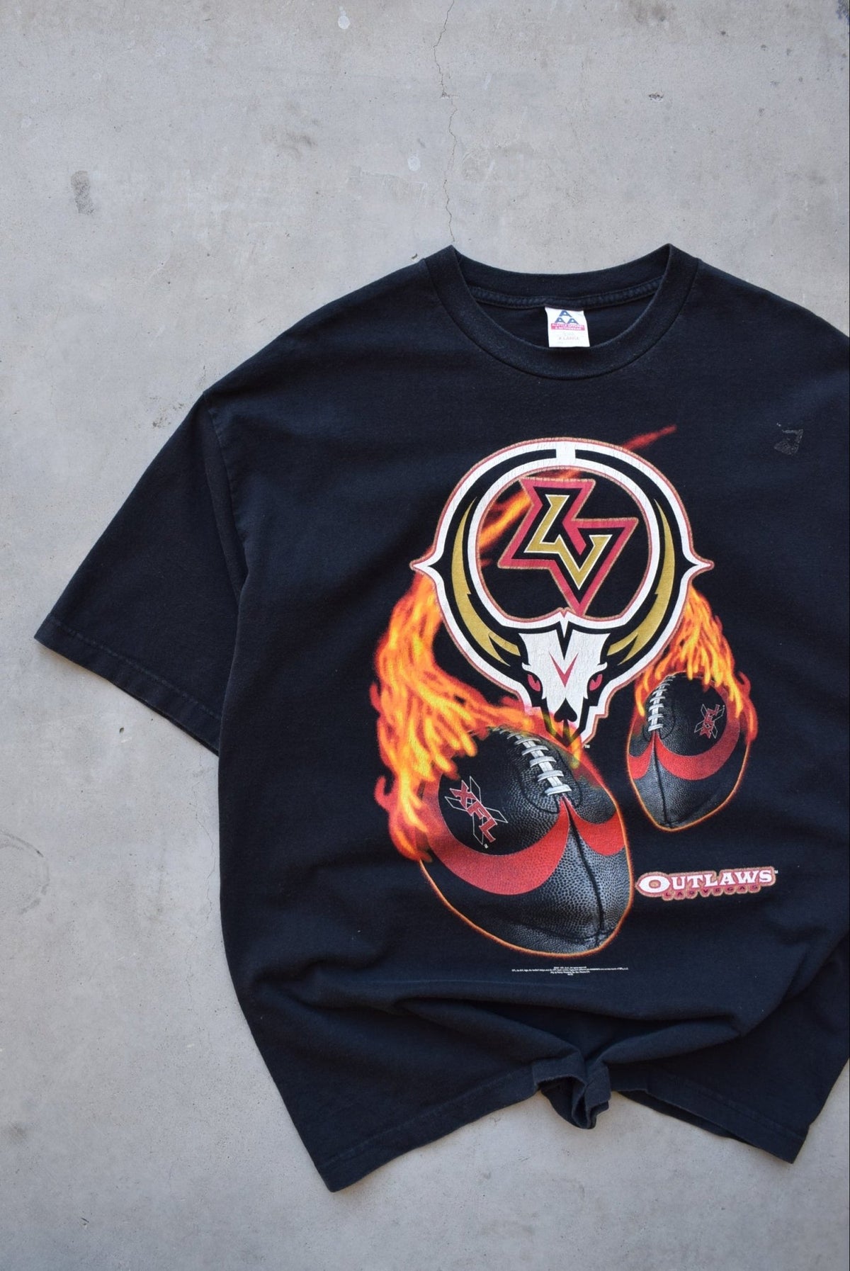 XFL Las Vegas Outlaws Black Graphic Tee — 2001 (XL) - Retrospective Store