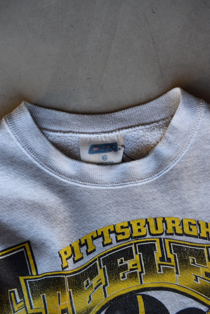 Vintage 1996 Warner Bros x Pittsburgh Steelers Sweater (M/L) - Retrospective Store