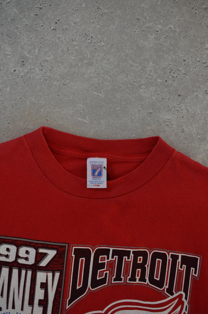 Vintage 1997 NHL Detroit Red Wings Stanley Cup Champions Tank (L) - Retrospective Store