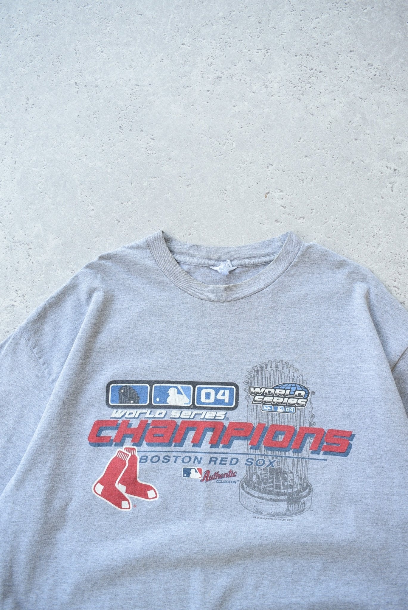 Vintage 2004 MLB Boston Red Sox World Series Champions Tee (XL) - Retrospective Store