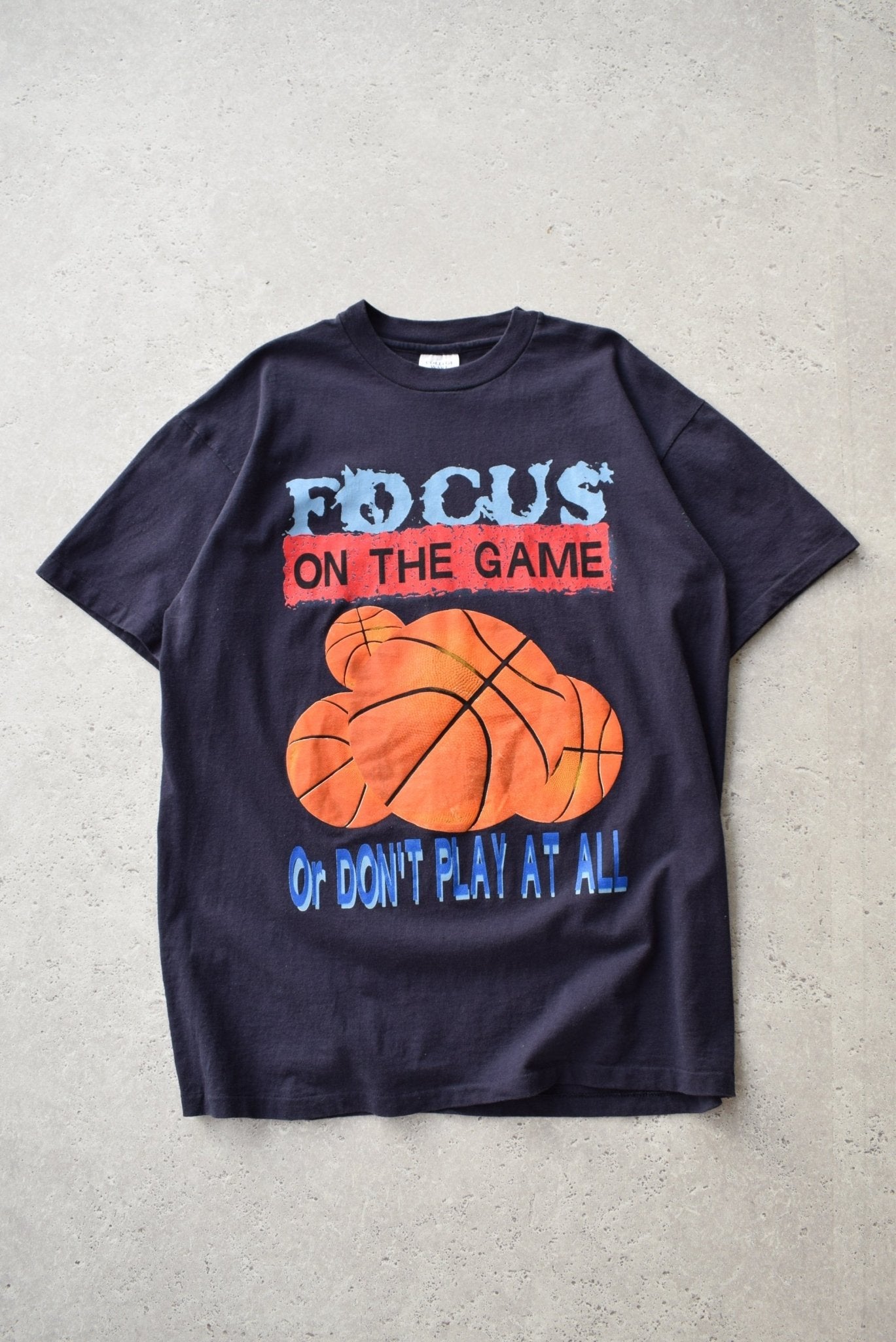 Vintage 90s 'Focus On The Game' Basketball Tee (L) - Retrospective Store