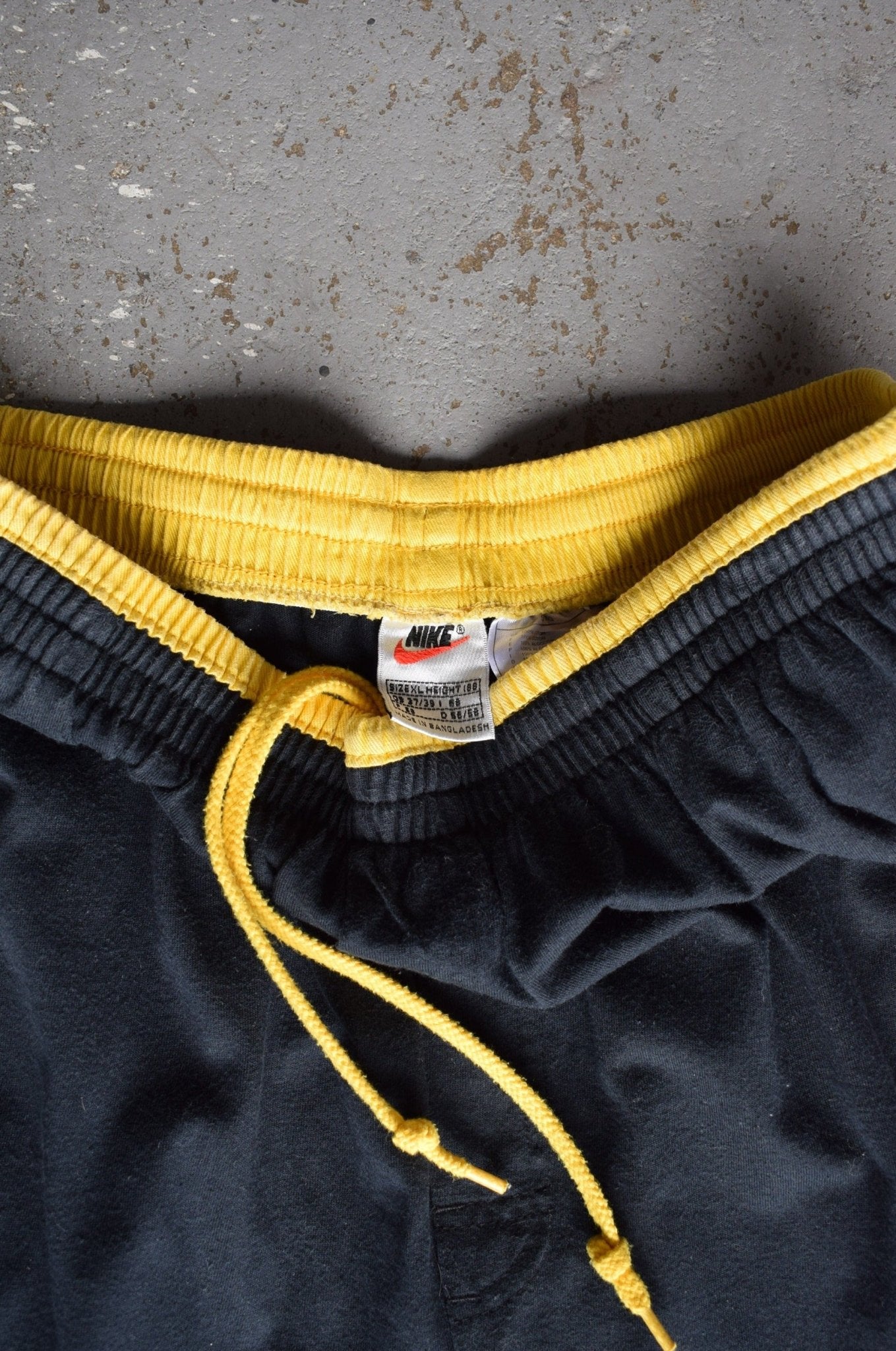 Vintage 90s Nike Shorts XL Retrospective Store